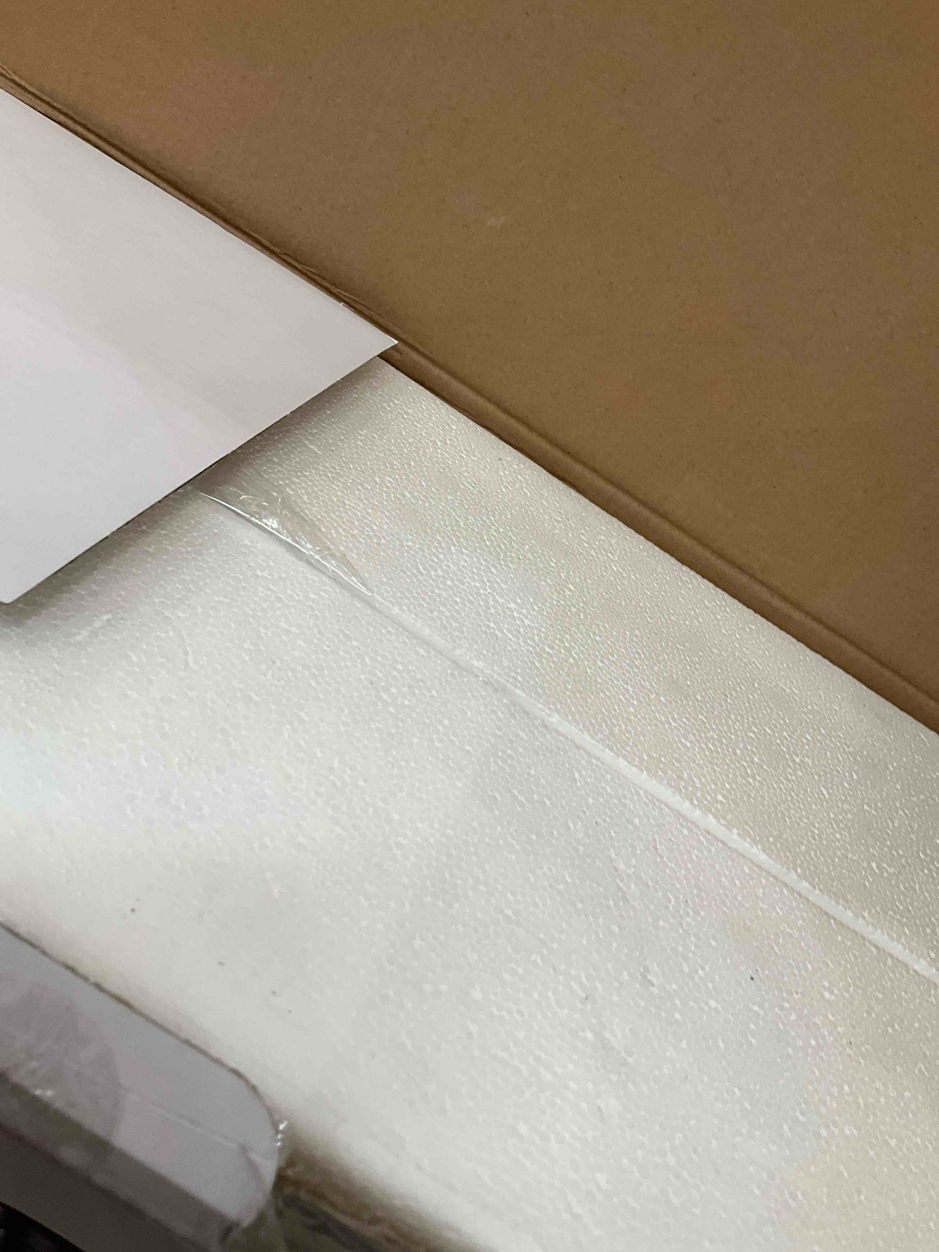 https://s3.amazonaws.com/lotting-images-prod/BargainHunt/EXS01558334_1715878840207.jpeg