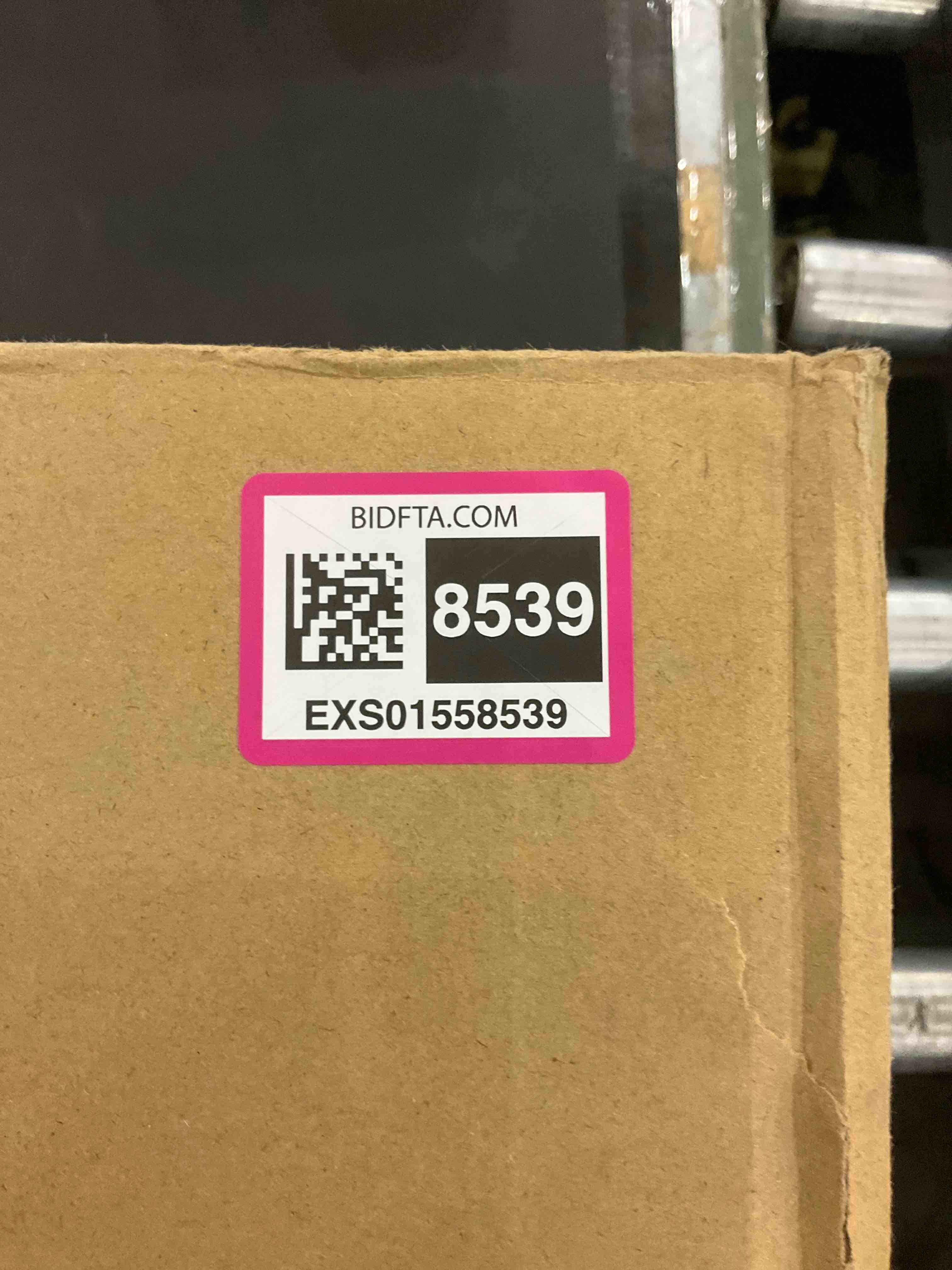 https://s3.amazonaws.com/lotting-images-prod/BargainHunt/EXS01558539_1714394669601.jpeg