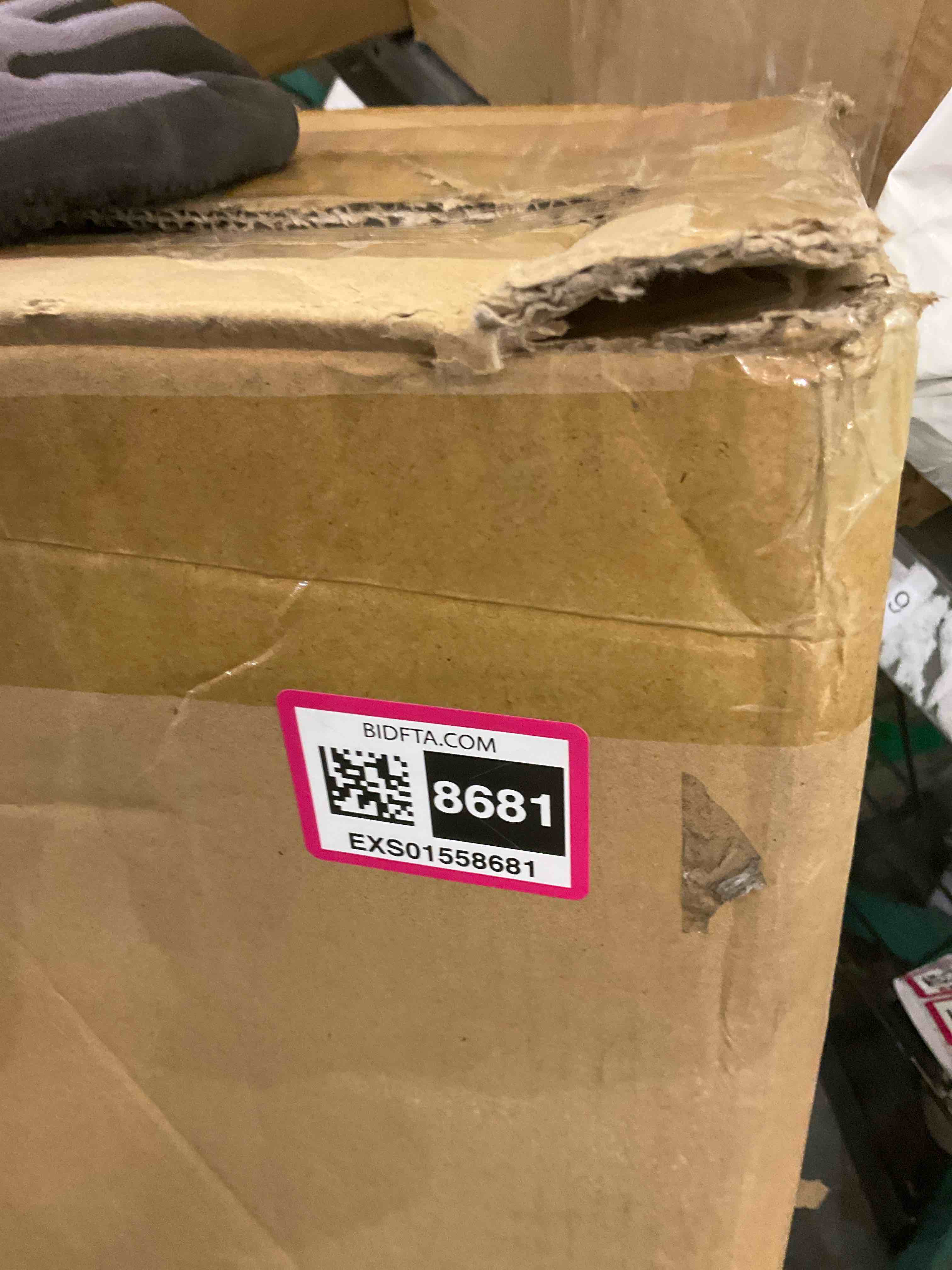 https://s3.amazonaws.com/lotting-images-prod/BargainHunt/EXS01558681_1714578441390.jpeg