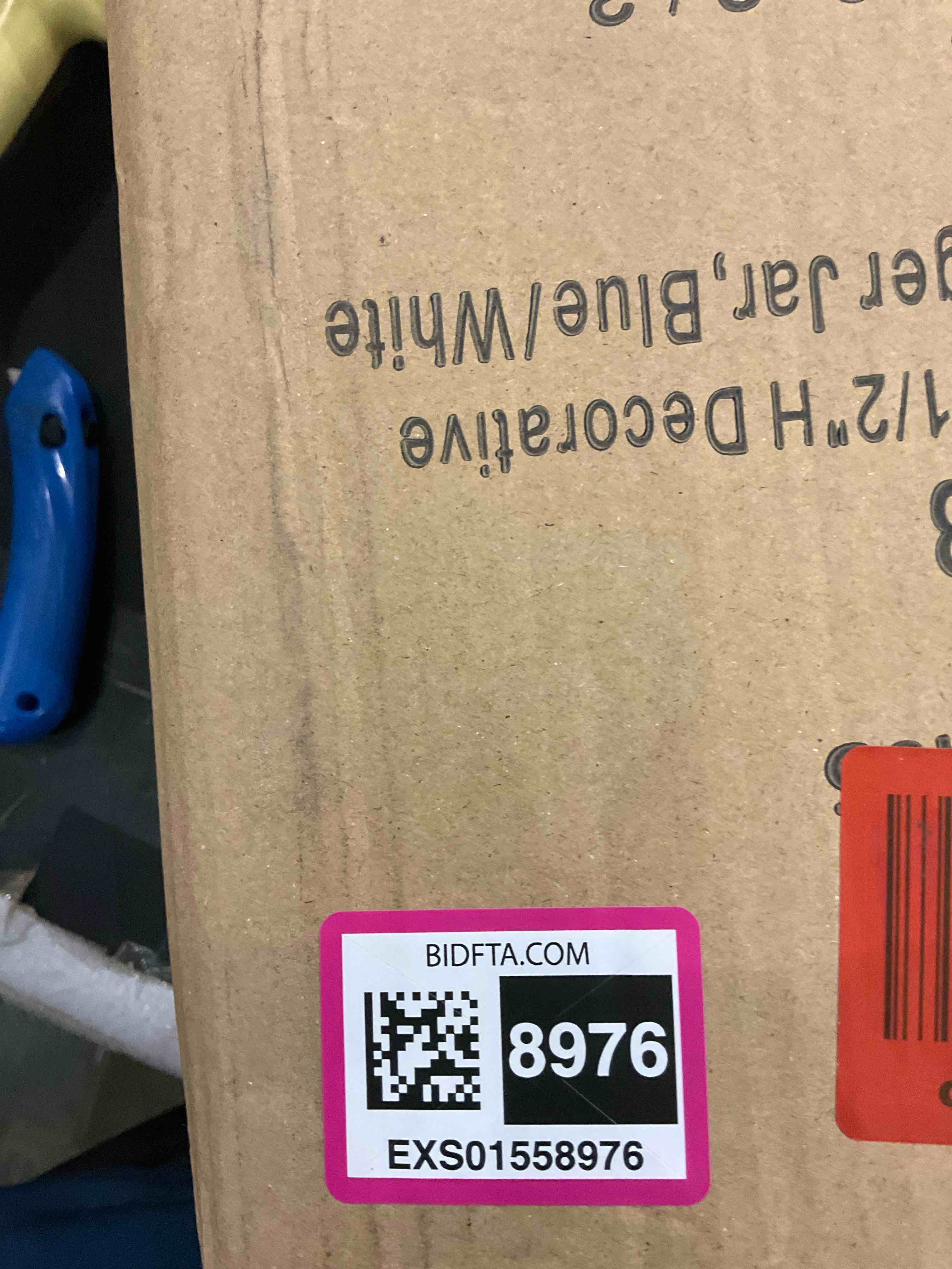 https://s3.amazonaws.com/lotting-images-prod/BargainHunt/EXS01558976_1715183098810.jpeg