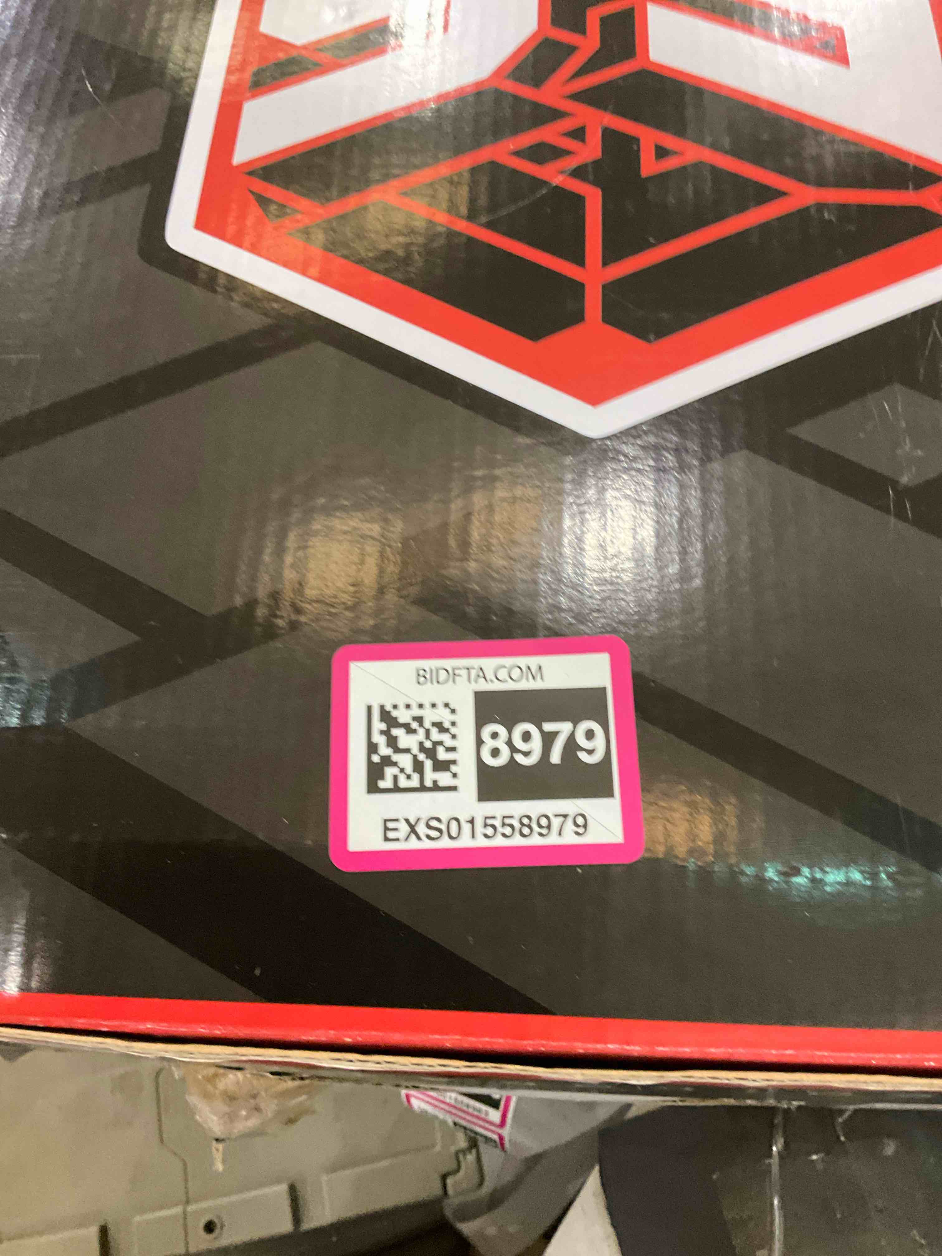 https://s3.amazonaws.com/lotting-images-prod/BargainHunt/EXS01558979_1715183647120.jpeg