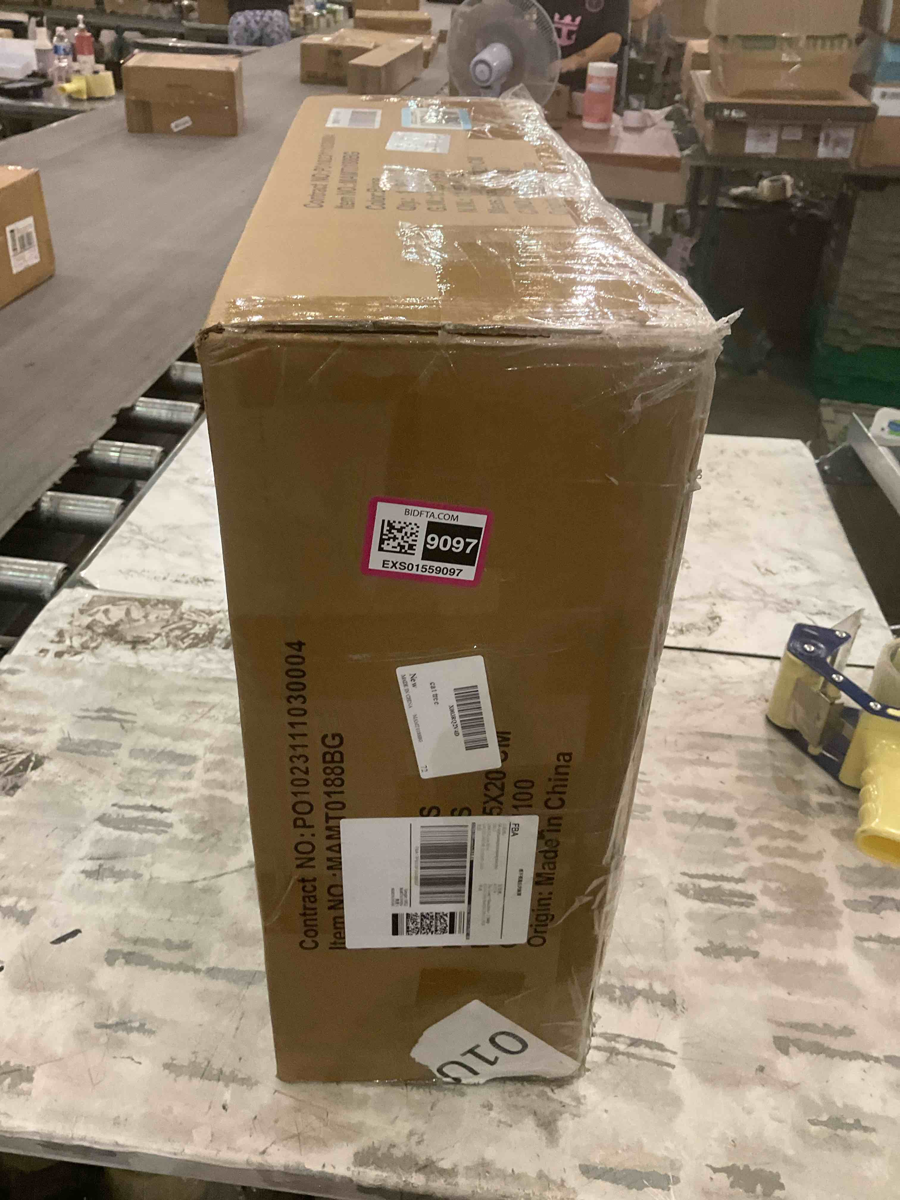 https://s3.amazonaws.com/lotting-images-prod/BargainHunt/EXS01559097_1715093957320.jpeg