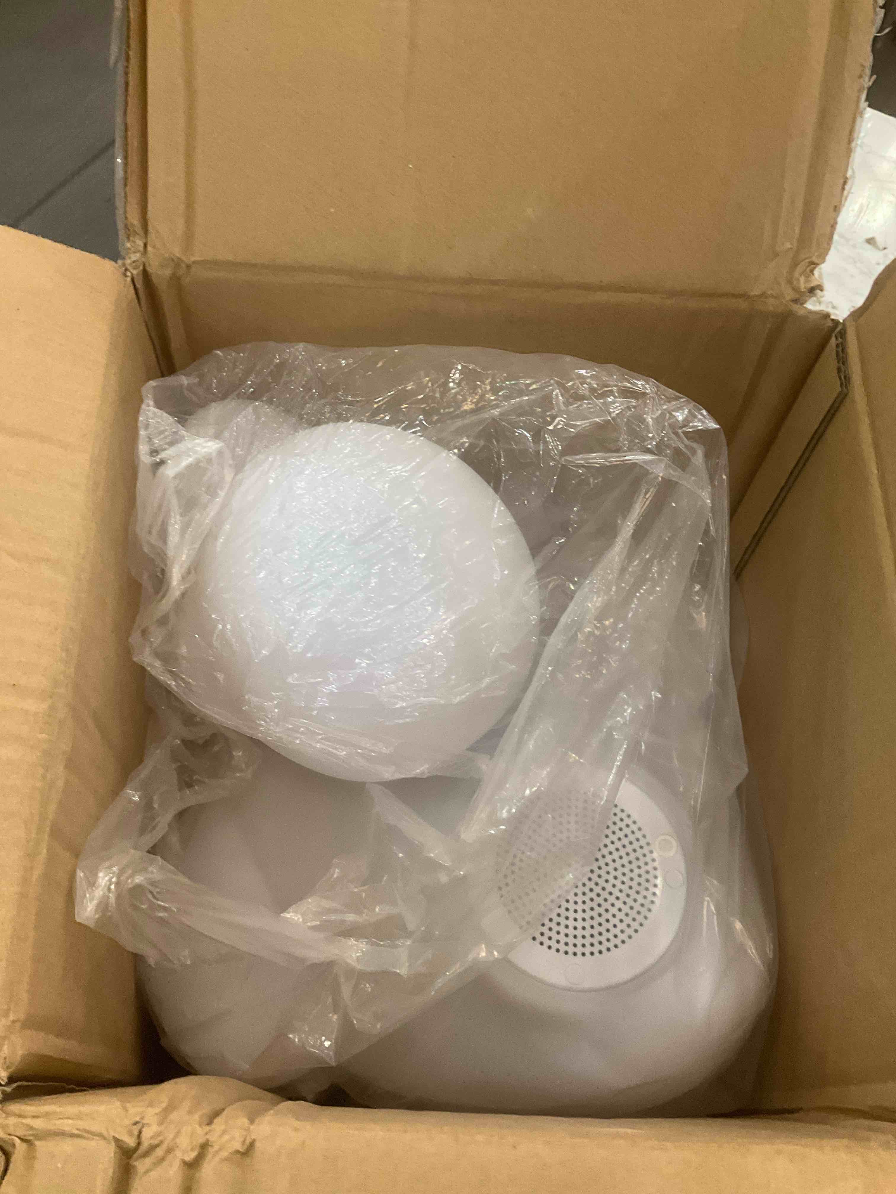 https://s3.amazonaws.com/lotting-images-prod/BargainHunt/EXS01559128_1715101030579.jpeg
