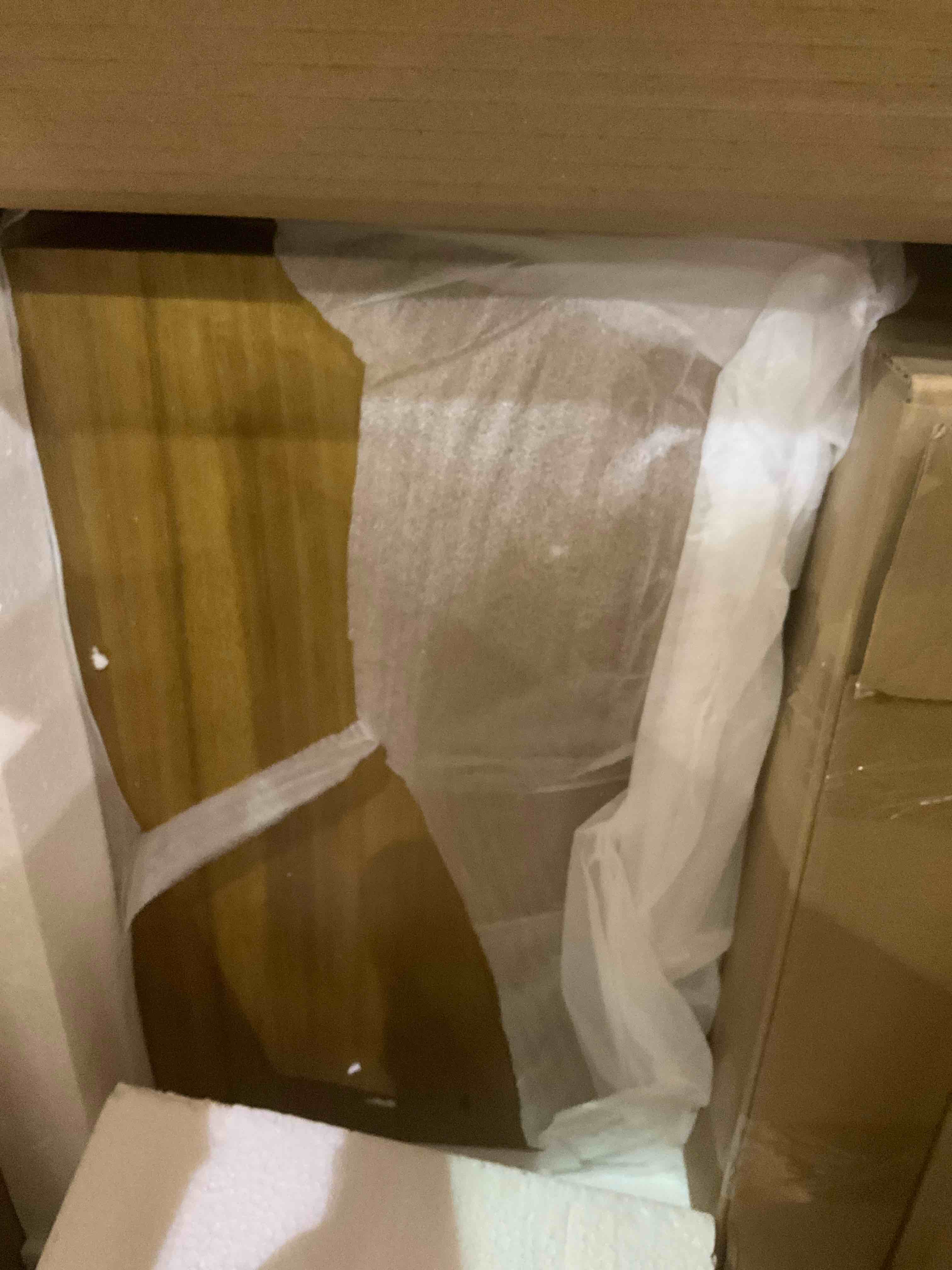 https://s3.amazonaws.com/lotting-images-prod/BargainHunt/EXS01559153_1715106224883.jpeg