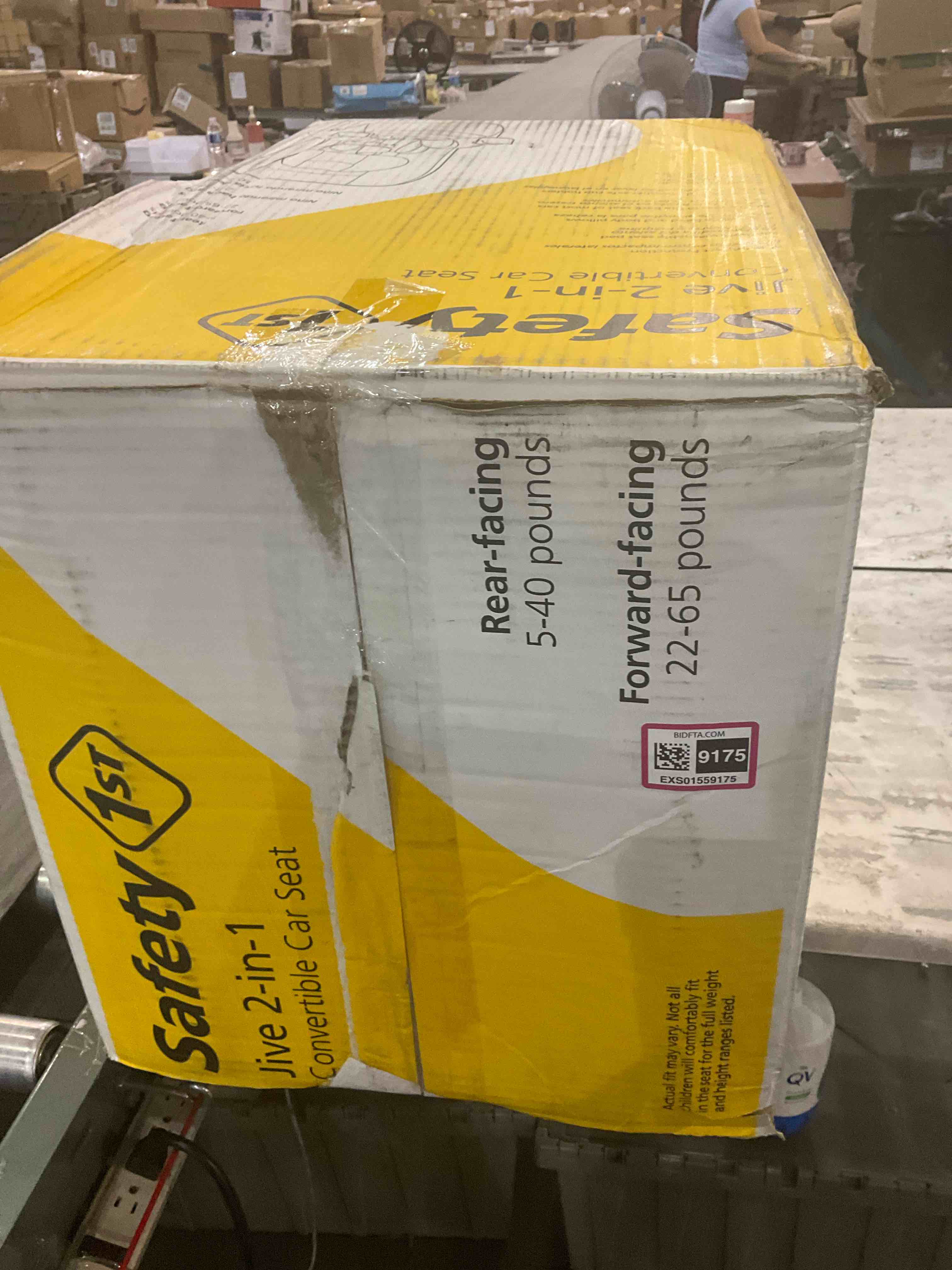 https://s3.amazonaws.com/lotting-images-prod/BargainHunt/EXS01559175_1715168837331.jpeg