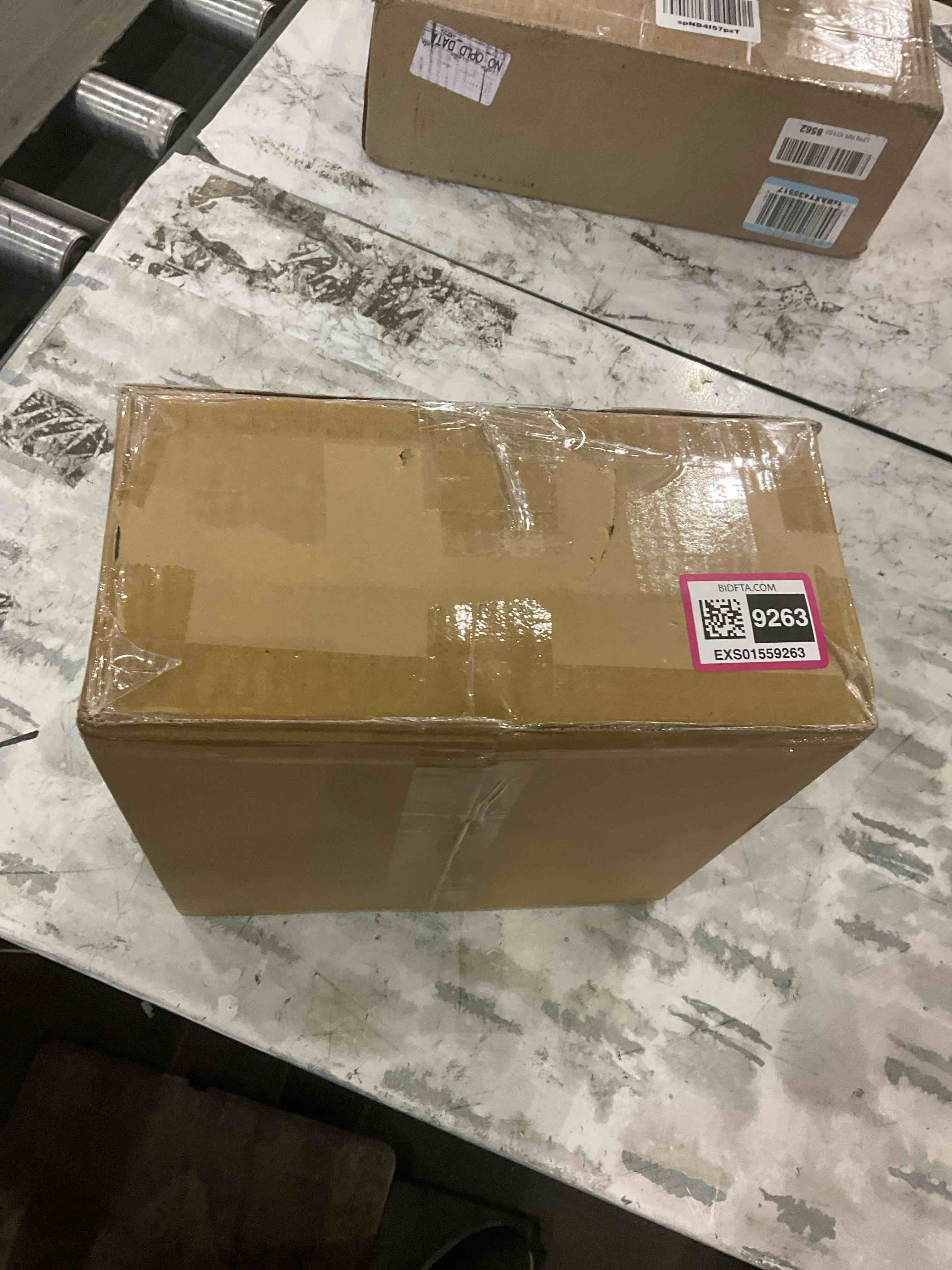 https://s3.amazonaws.com/lotting-images-prod/BargainHunt/EXS01559263_1715253265964.jpeg