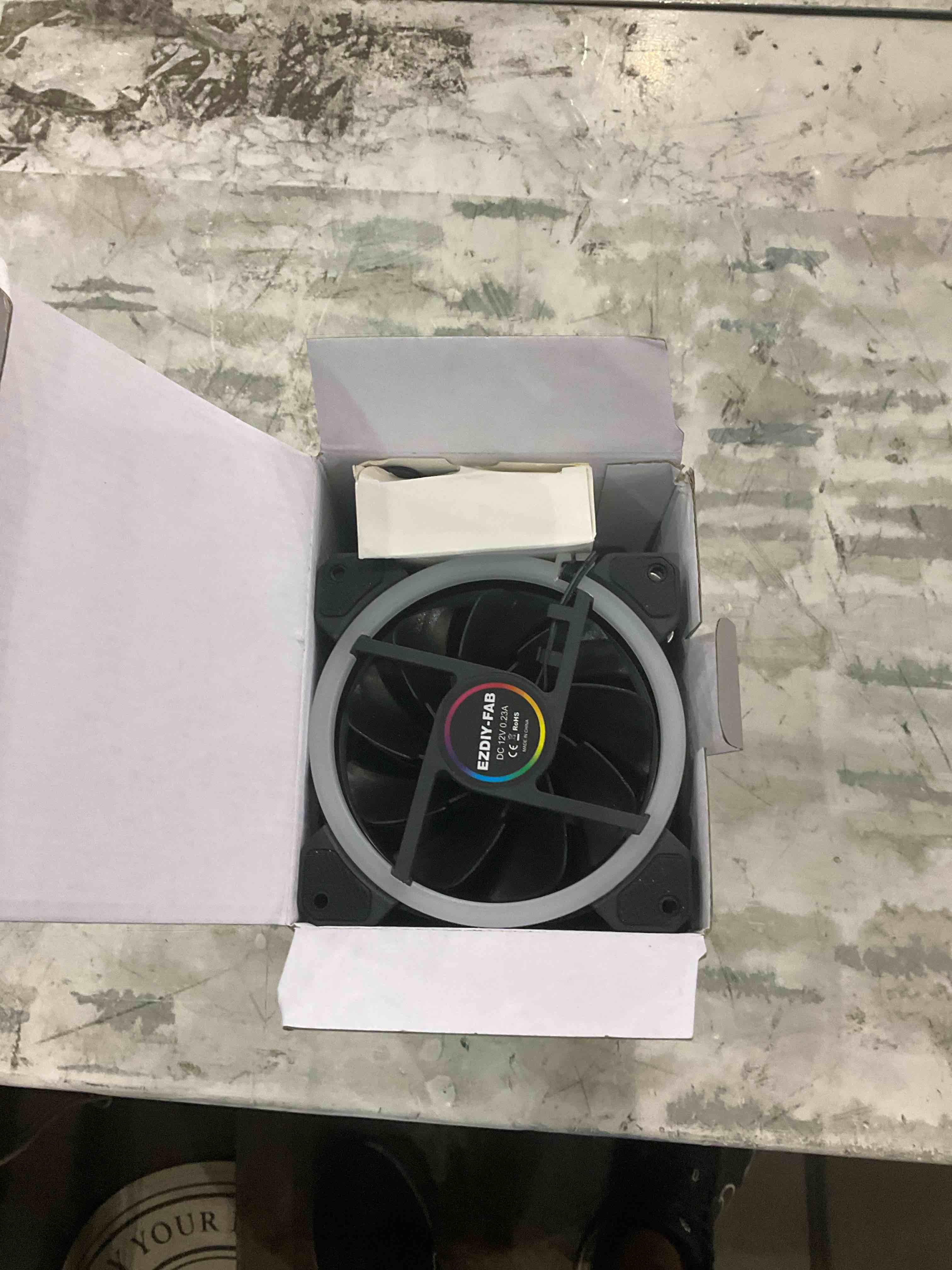https://s3.amazonaws.com/lotting-images-prod/BargainHunt/EXS01559266_1715253910555.jpeg