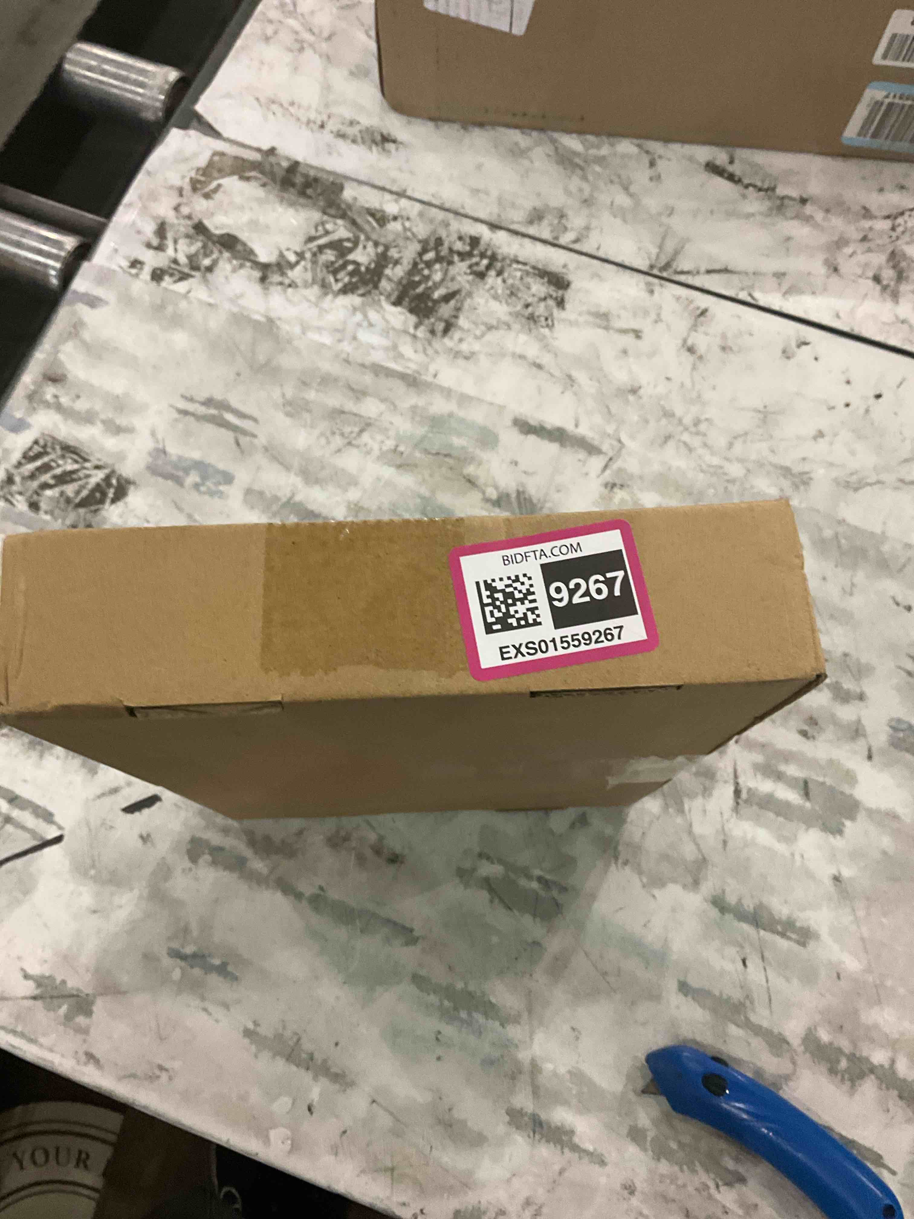 https://s3.amazonaws.com/lotting-images-prod/BargainHunt/EXS01559267_1715253998466.jpeg