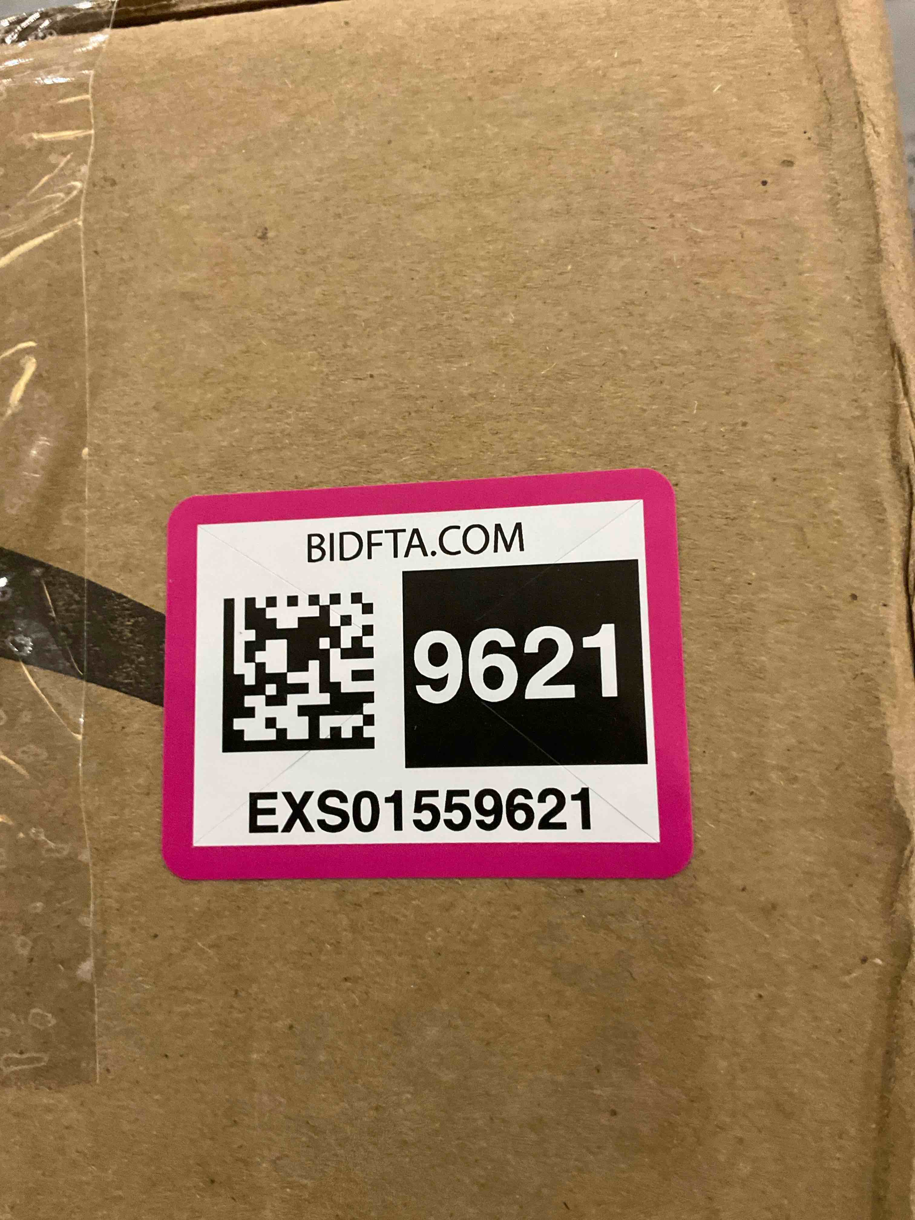 https://s3.amazonaws.com/lotting-images-prod/BargainHunt/EXS01559621_1715355303447.jpeg
