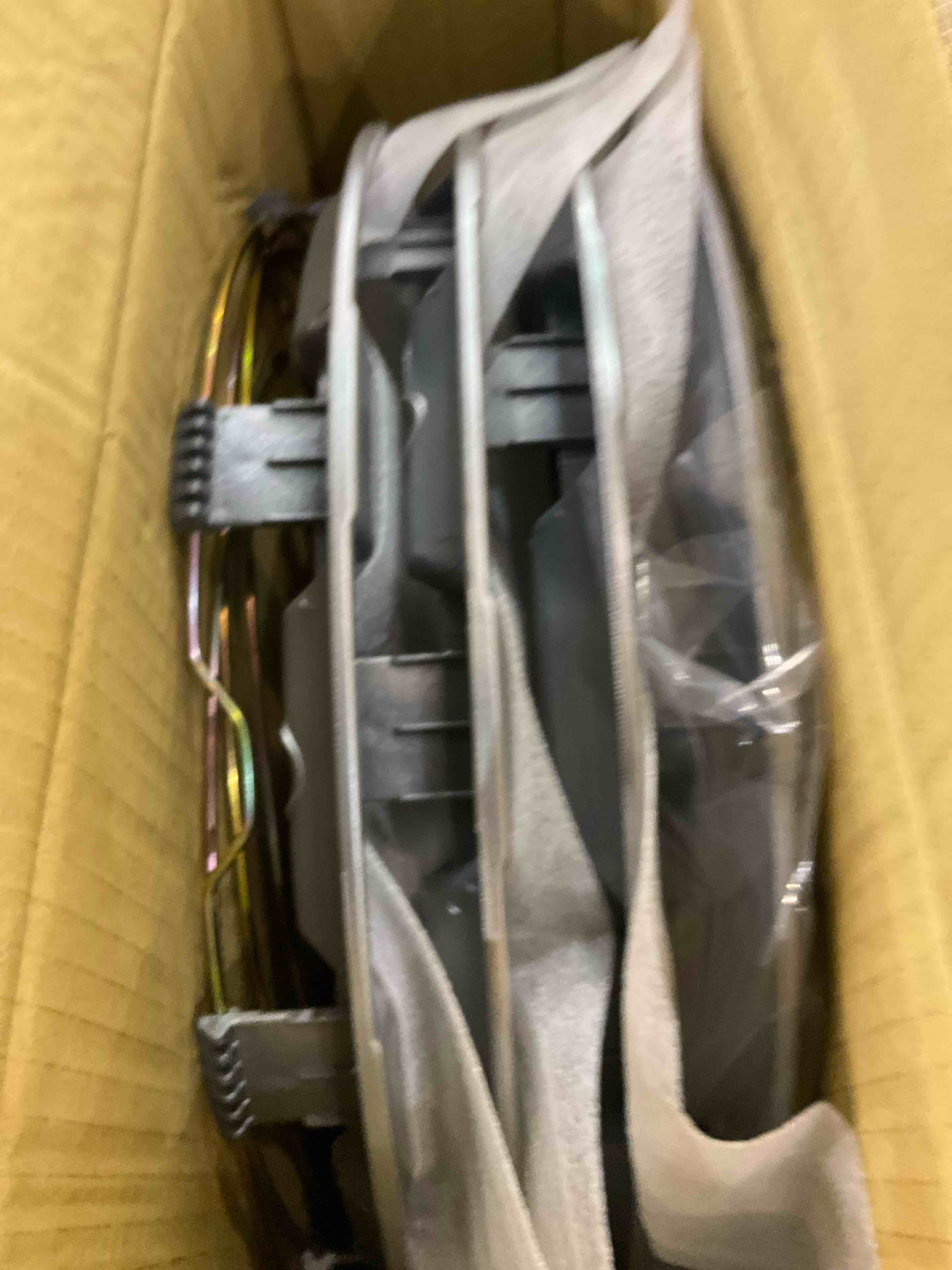 BDK Auto KT-1042-16: Hub Cap/Silver 16"