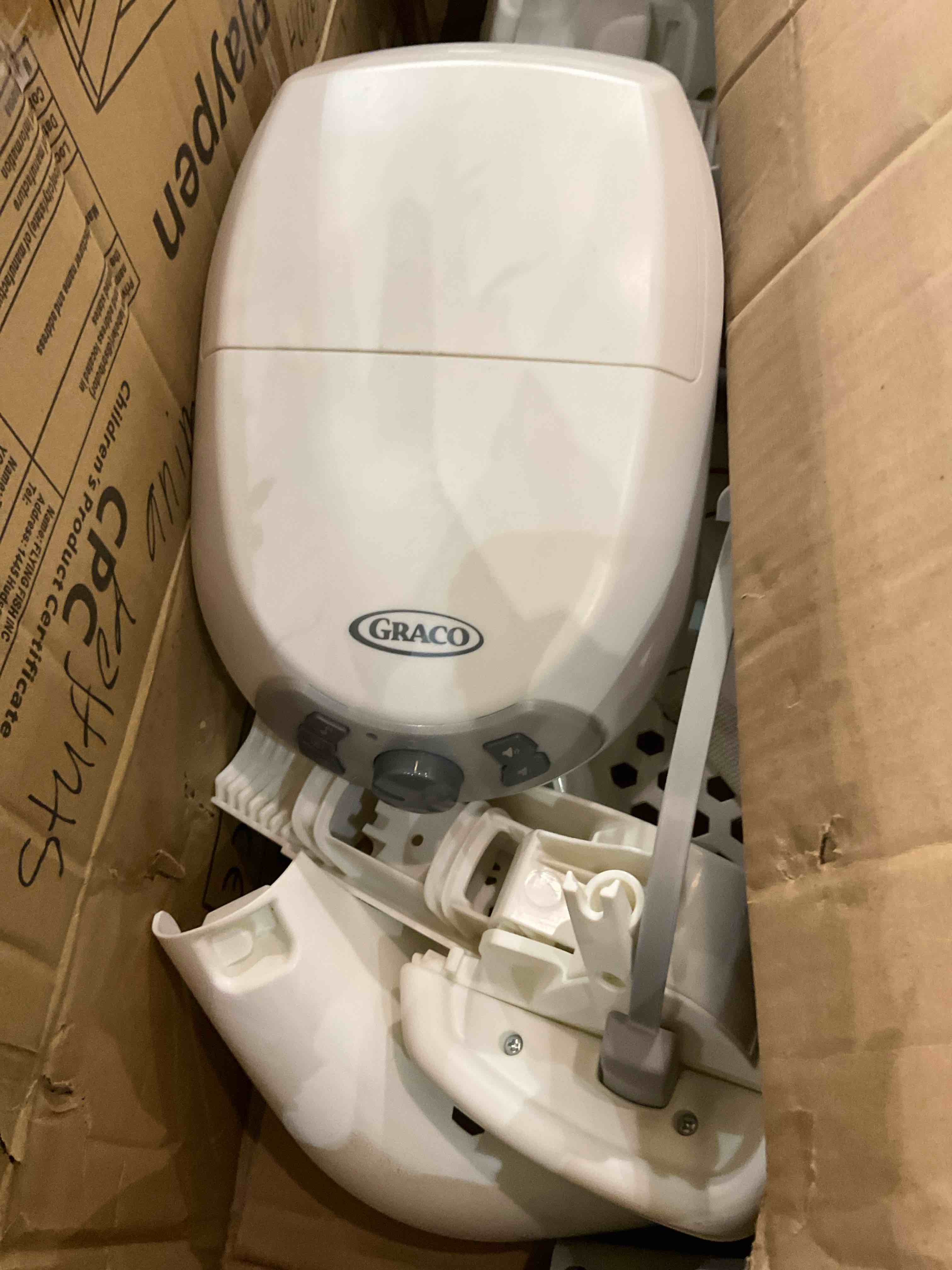 https://s3.amazonaws.com/lotting-images-prod/BargainHunt/EXS01559982_1715697355208.jpeg