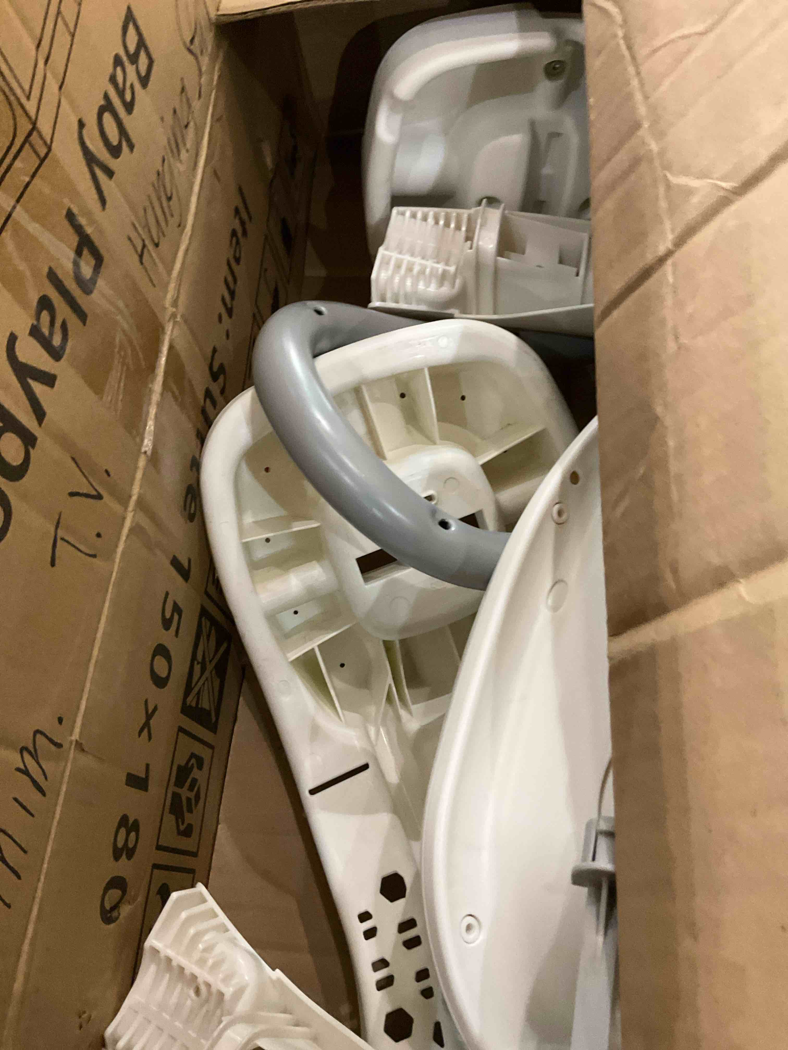 https://s3.amazonaws.com/lotting-images-prod/BargainHunt/EXS01559982_1715697364060.jpeg