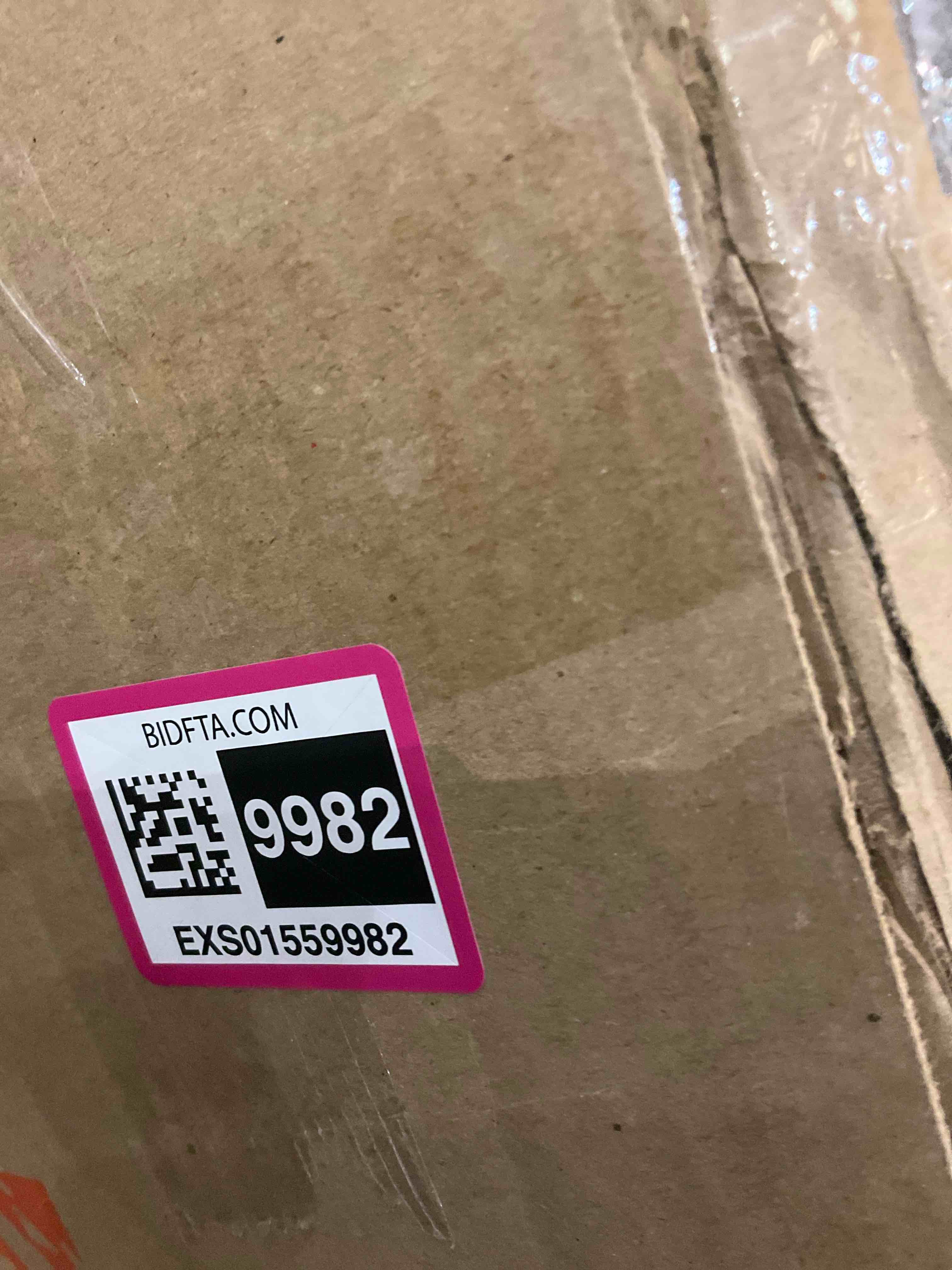 https://s3.amazonaws.com/lotting-images-prod/BargainHunt/EXS01559982_1715697393255.jpeg