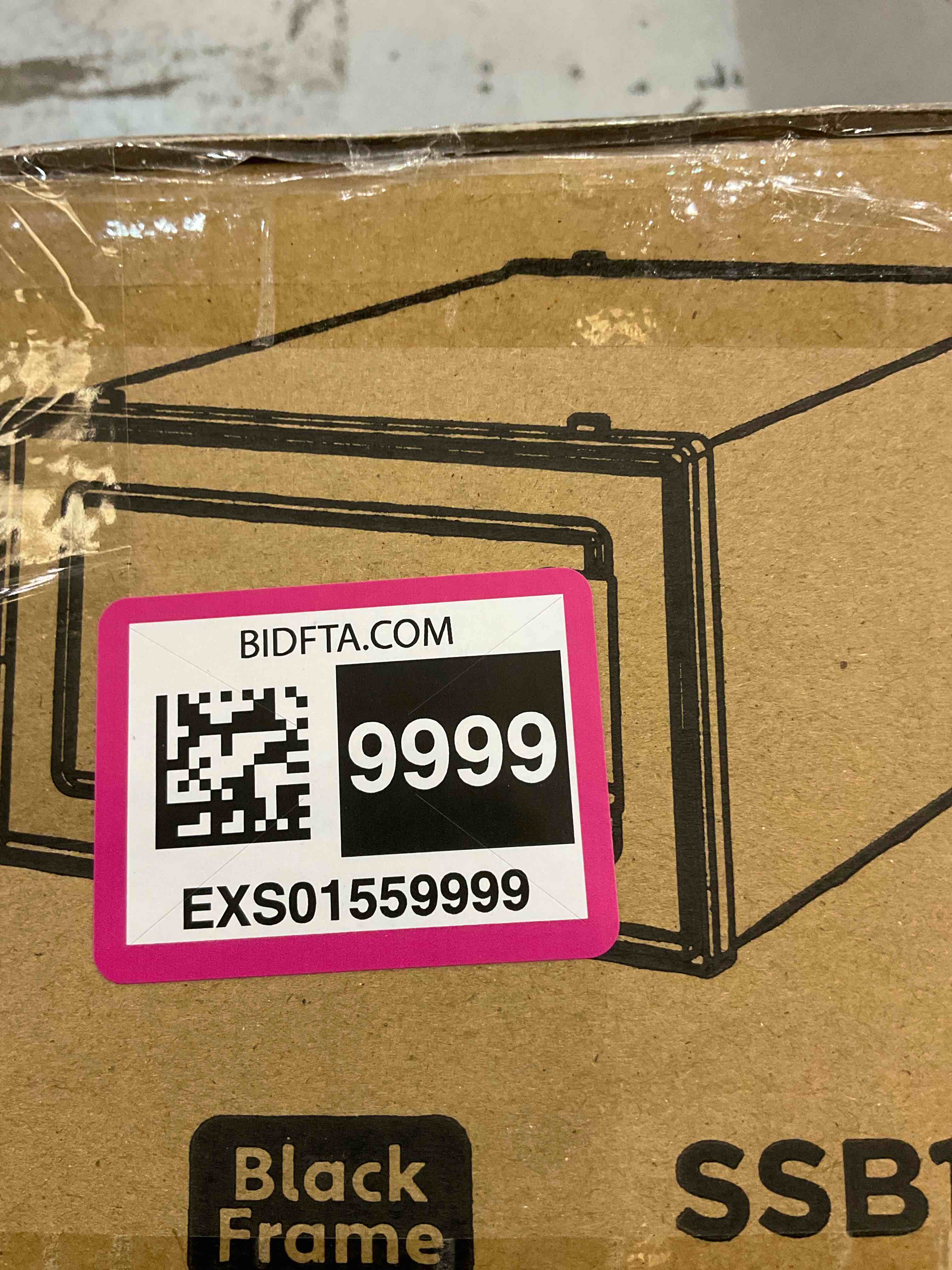 https://s3.amazonaws.com/lotting-images-prod/BargainHunt/EXS01559999_1715700157157.jpeg