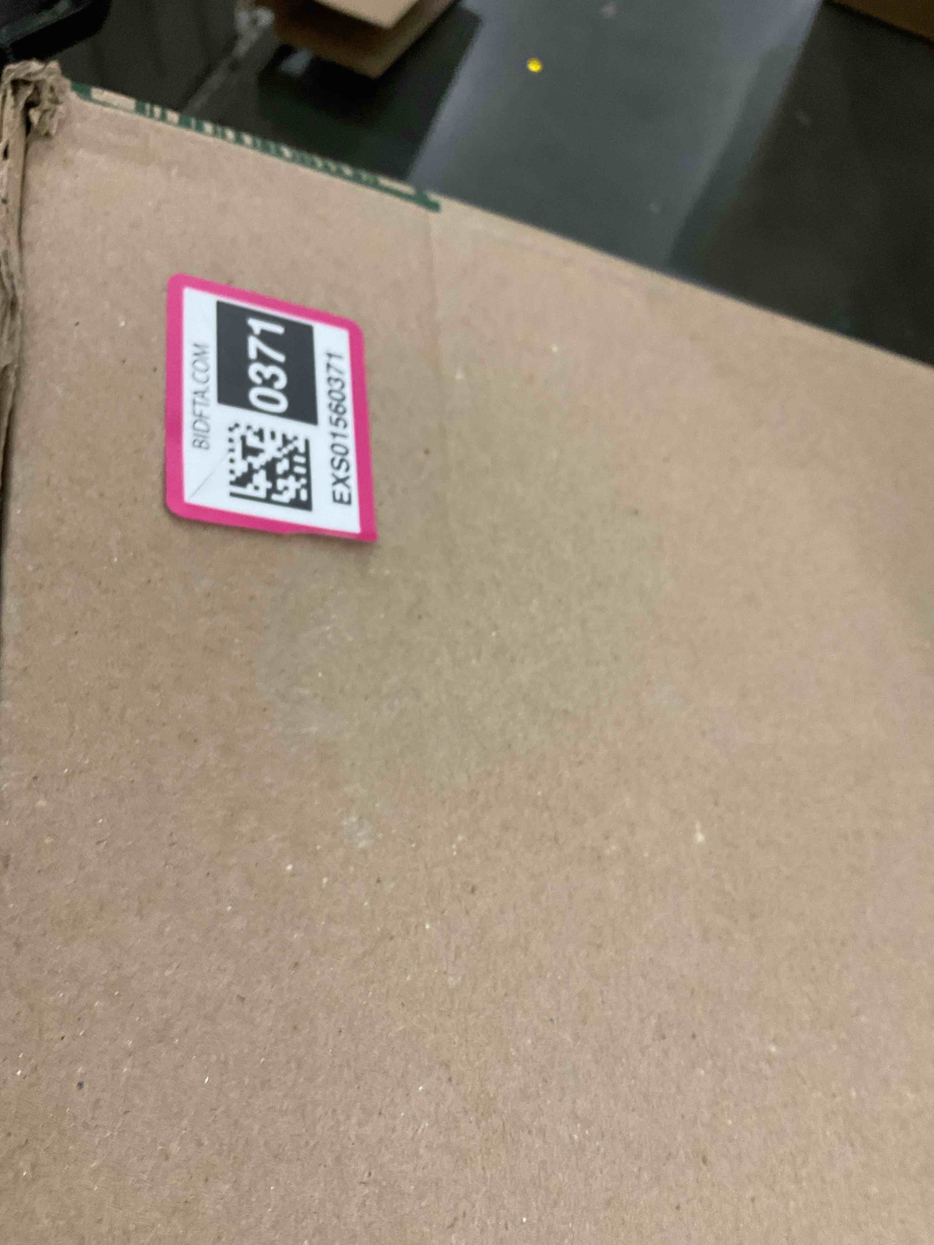 https://s3.amazonaws.com/lotting-images-prod/BargainHunt/EXS01560371_1720446926968.jpeg