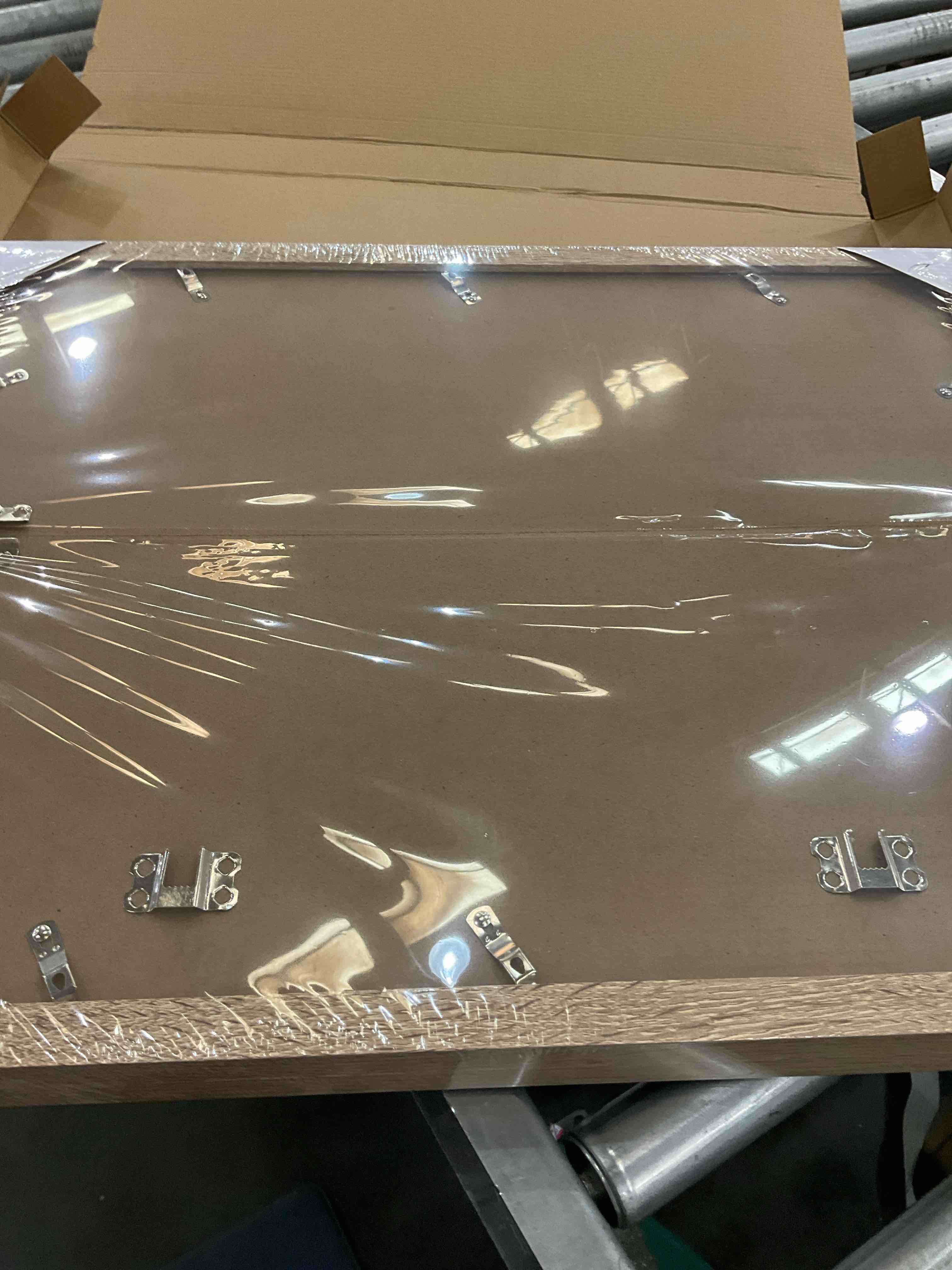 https://s3.amazonaws.com/lotting-images-prod/BargainHunt/EXS01560403_1720450573950.jpeg
