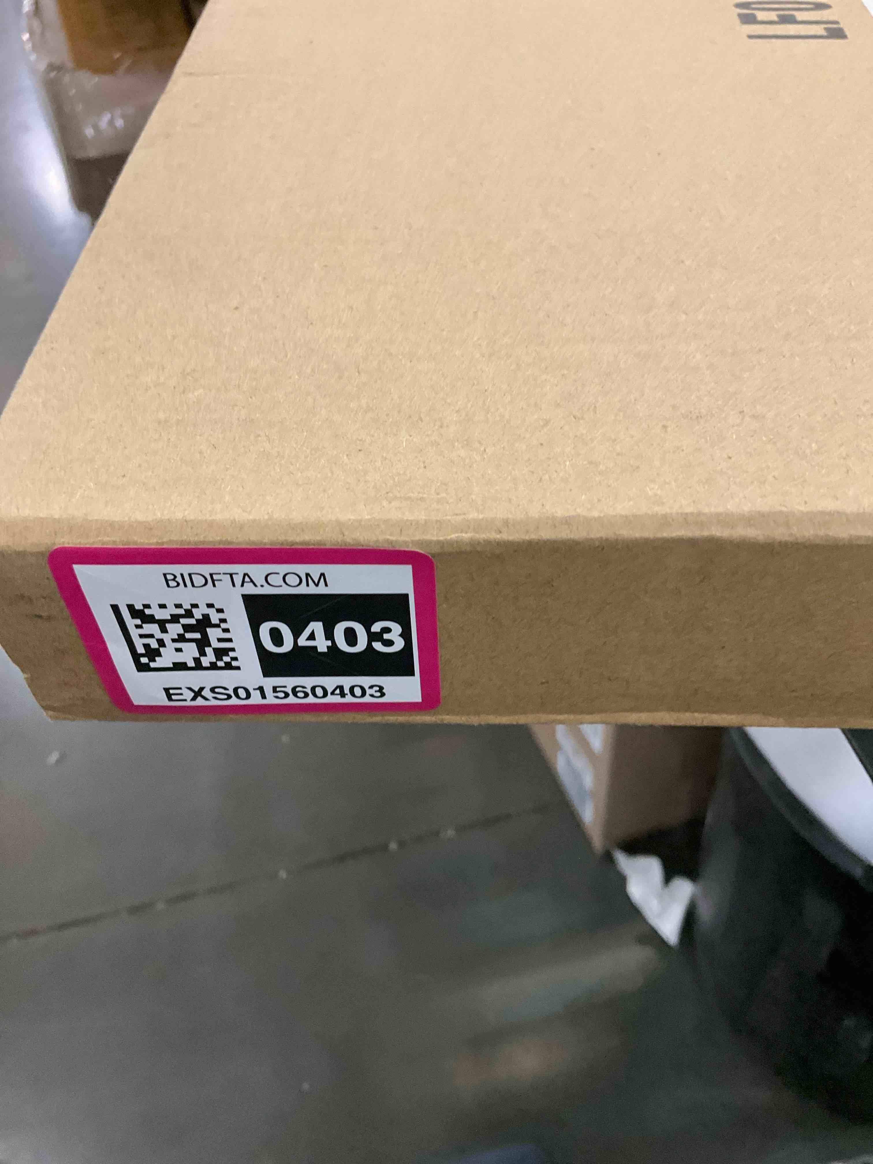 https://s3.amazonaws.com/lotting-images-prod/BargainHunt/EXS01560403_1720450594085.jpeg