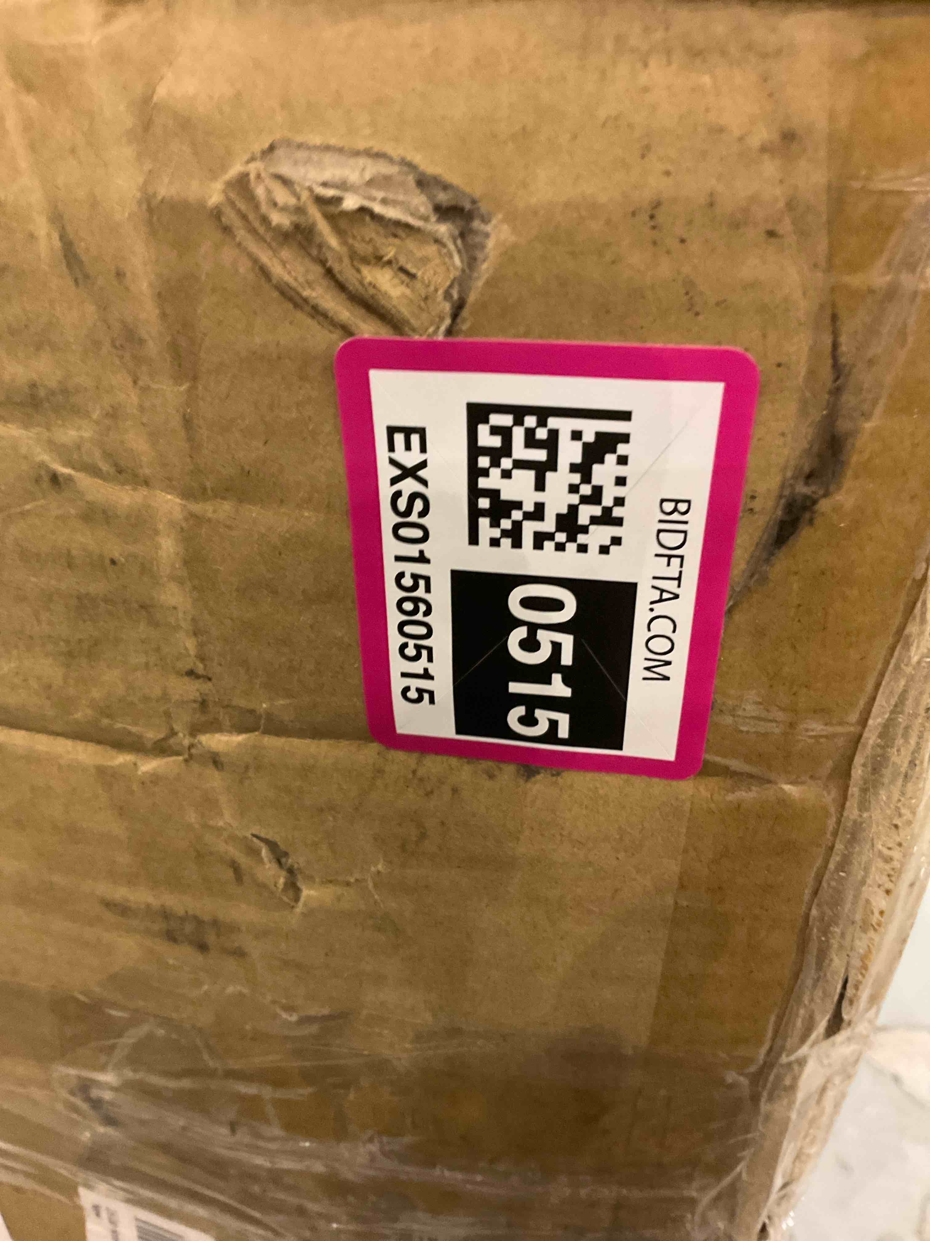 https://s3.amazonaws.com/lotting-images-prod/BargainHunt/EXS01560515_1716400041849.jpeg