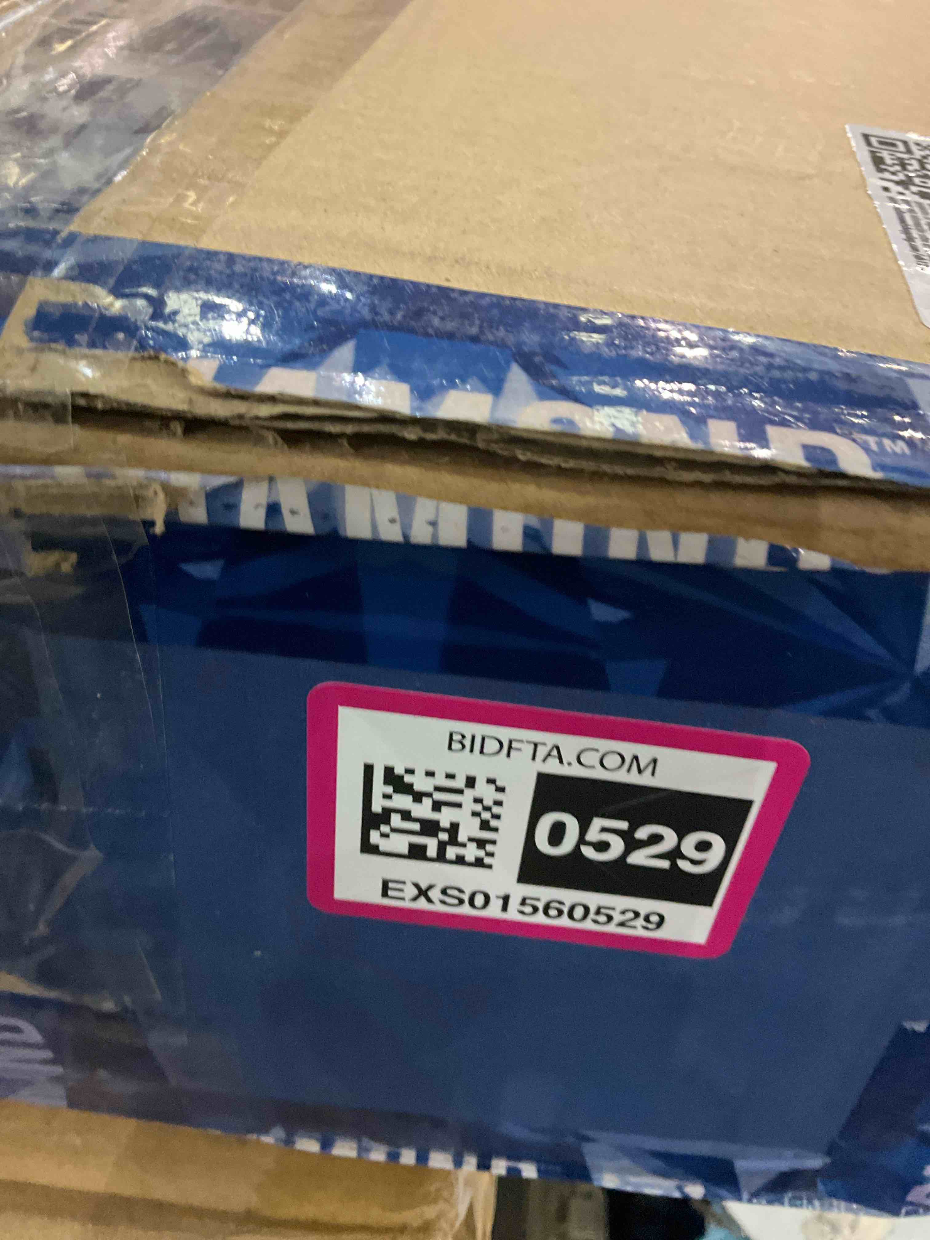 https://s3.amazonaws.com/lotting-images-prod/BargainHunt/EXS01560529_1716403637553.jpeg