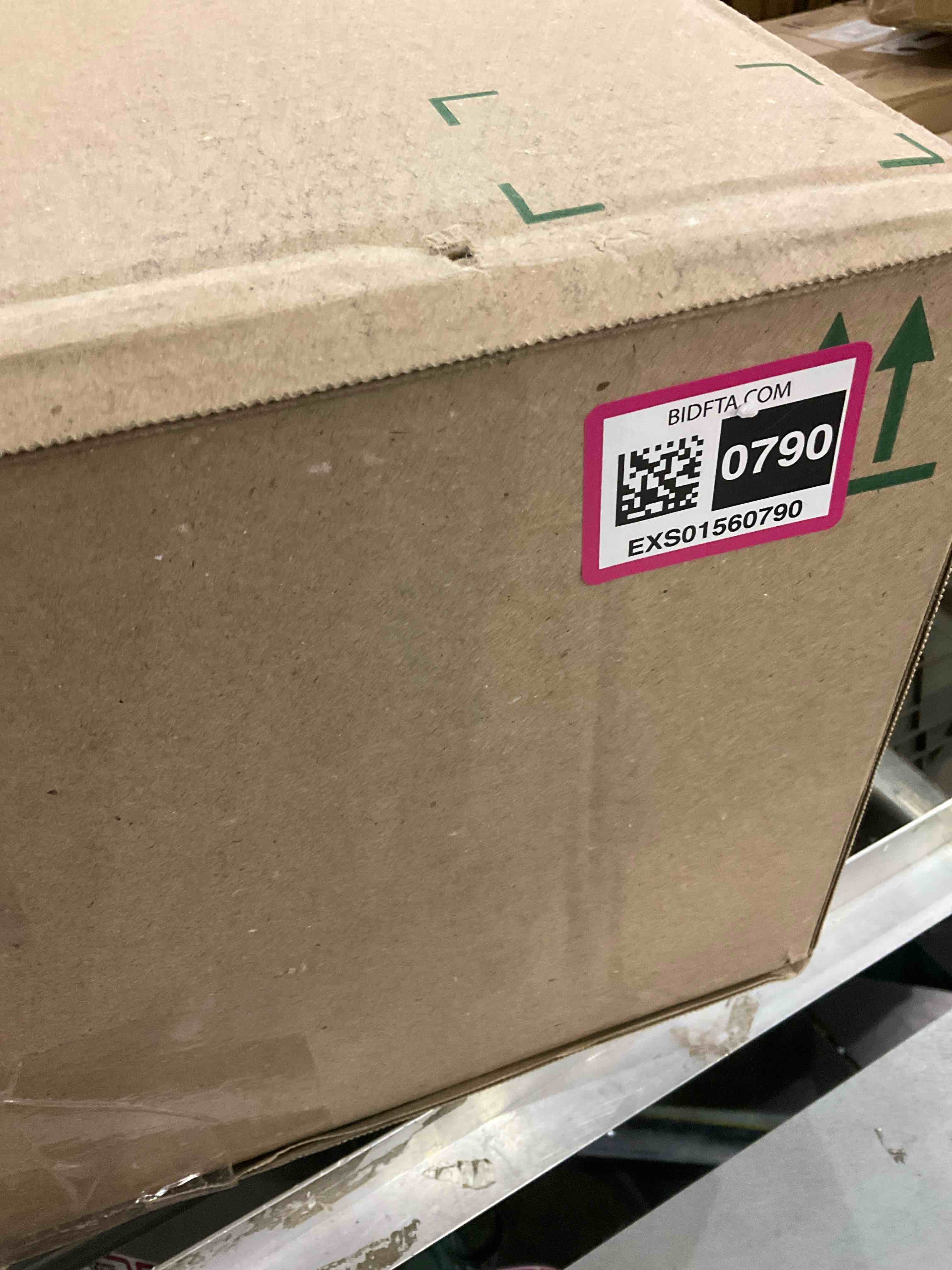 https://s3.amazonaws.com/lotting-images-prod/BargainHunt/EXS01560790_1716896627155.jpeg