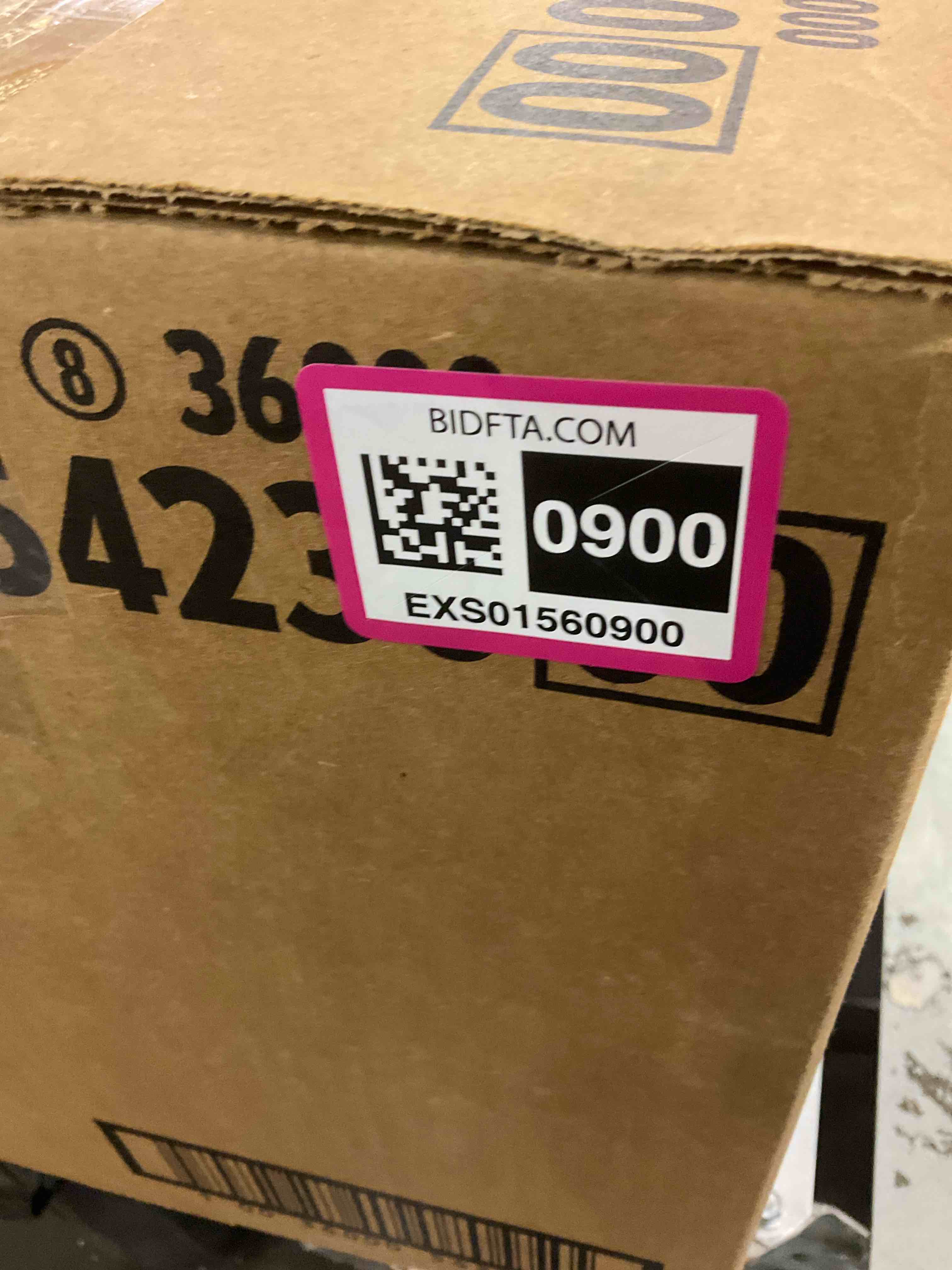 https://s3.amazonaws.com/lotting-images-prod/BargainHunt/EXS01560900_1716986641543.jpeg