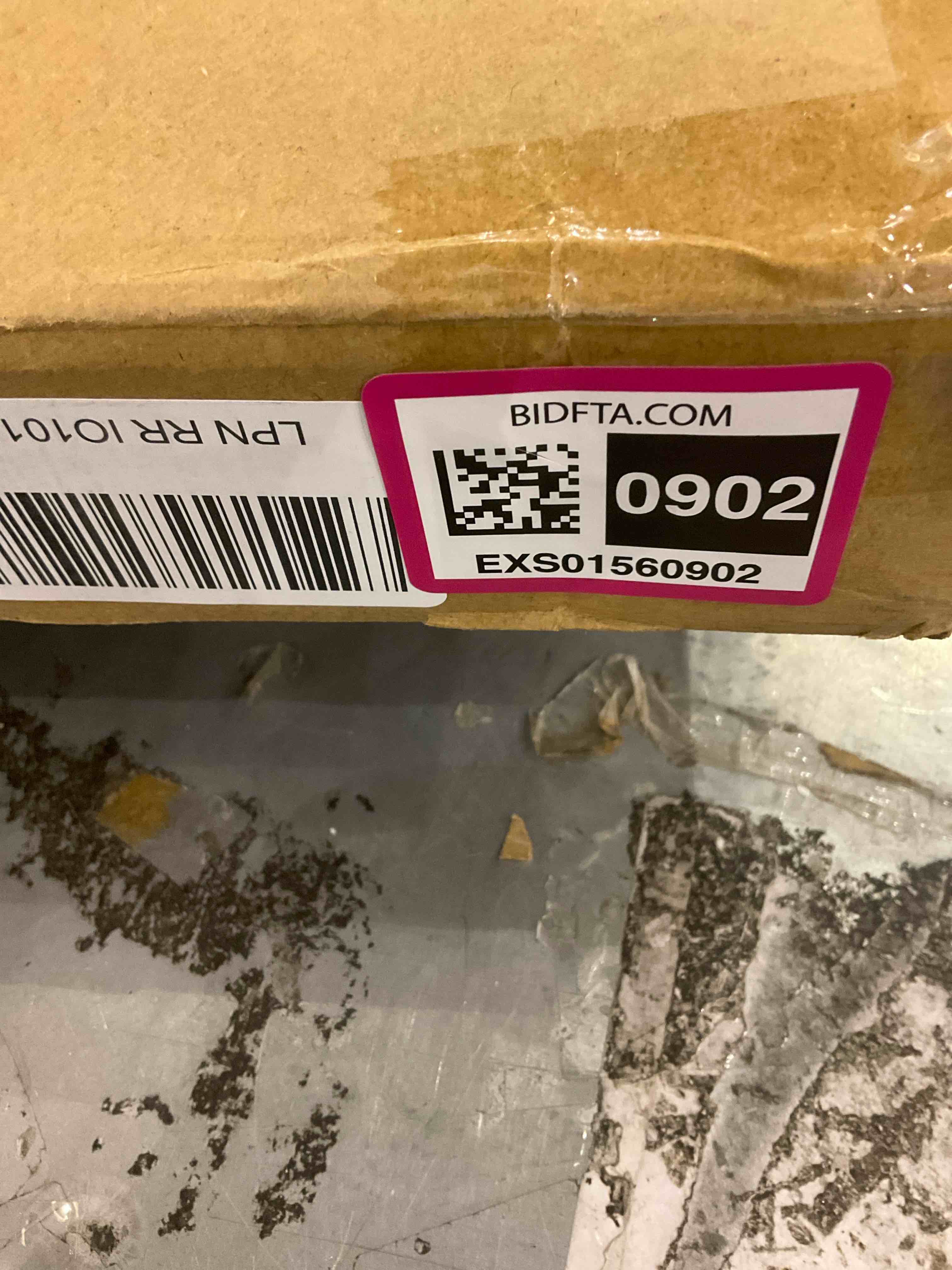 https://s3.amazonaws.com/lotting-images-prod/BargainHunt/EXS01560902_1716986793173.jpeg