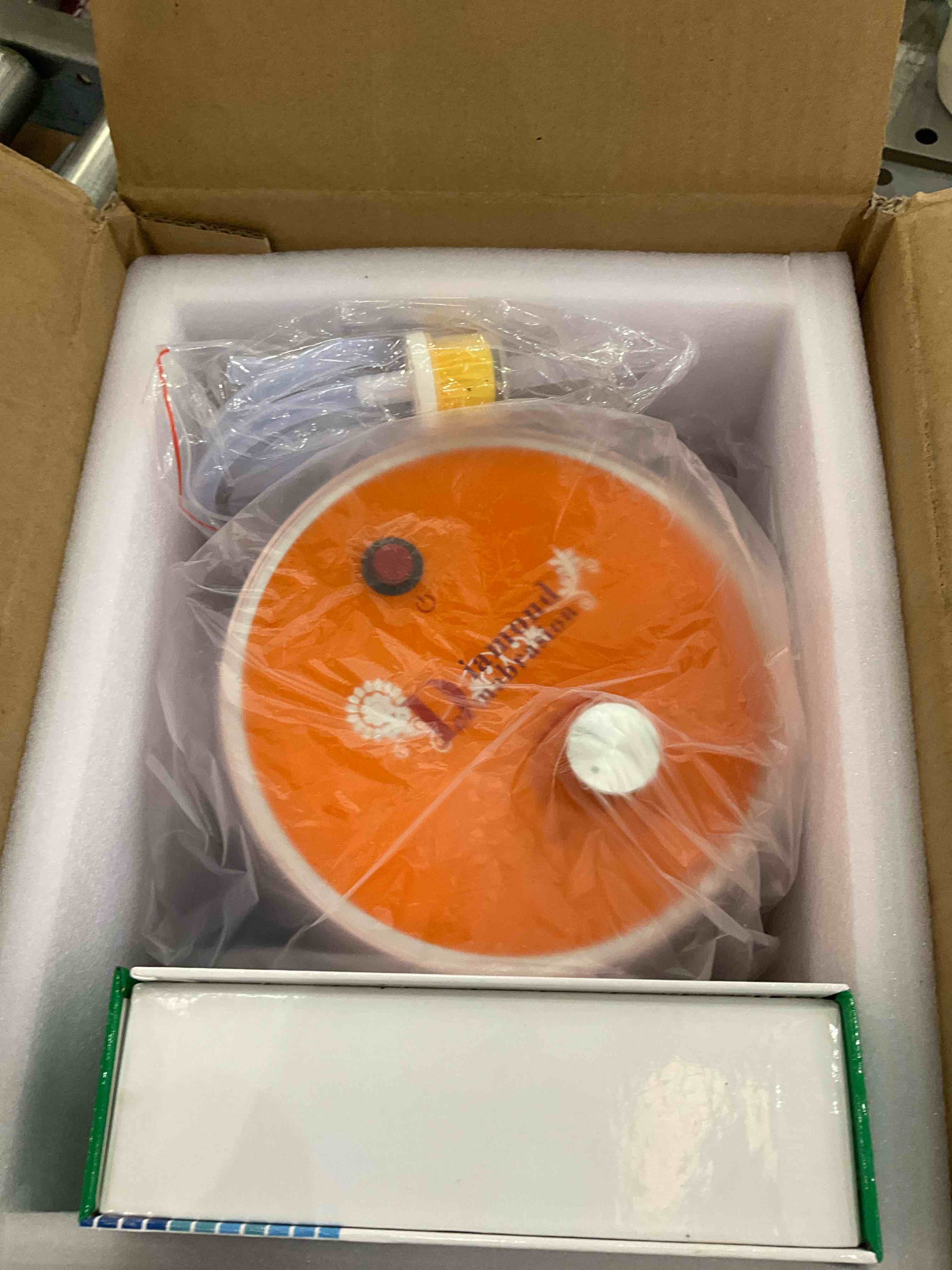 https://s3.amazonaws.com/lotting-images-prod/BargainHunt/EXS01561085_1716215480264.jpeg