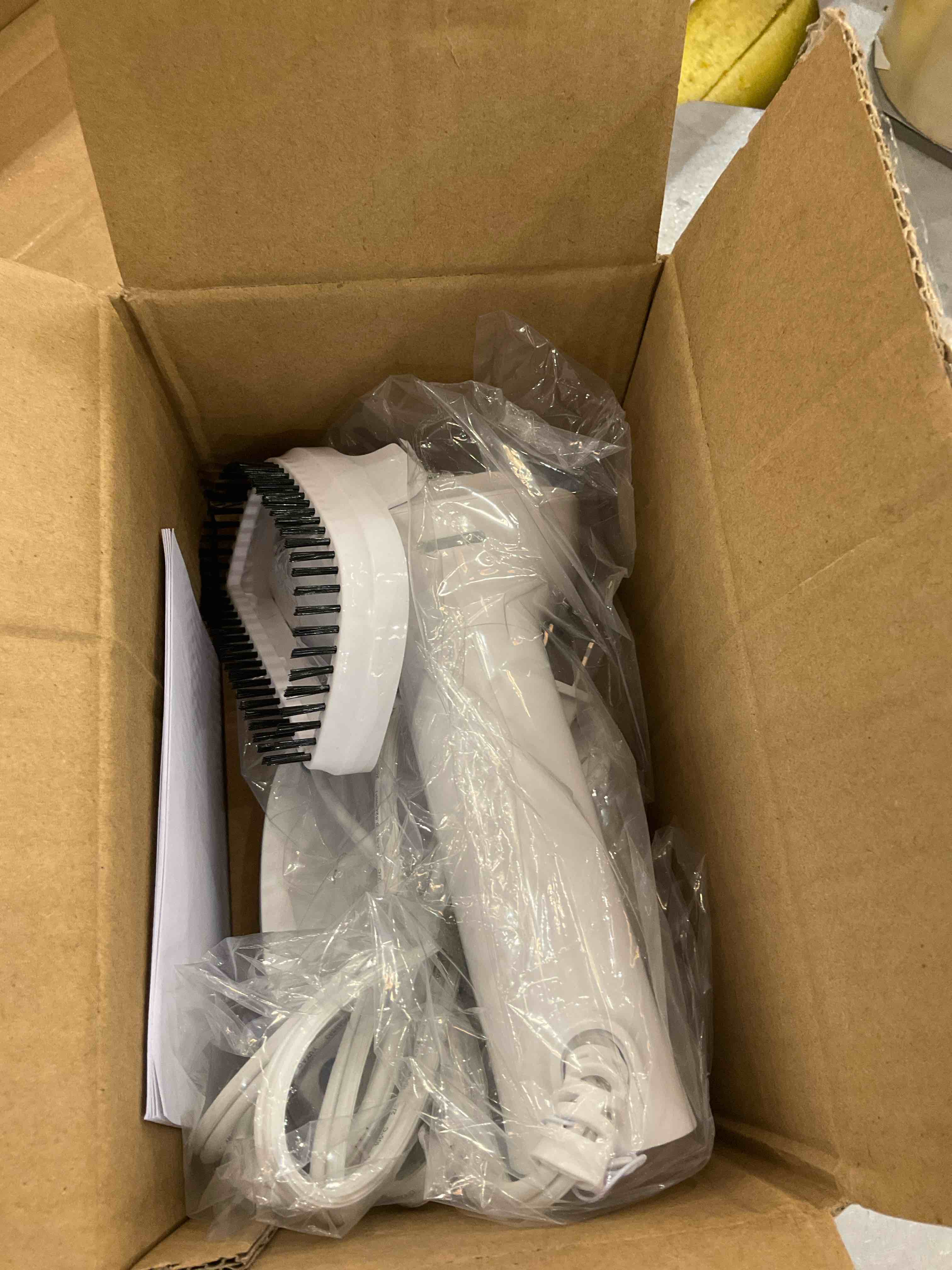 https://s3.amazonaws.com/lotting-images-prod/BargainHunt/EXS01561139_1716224798666.jpeg