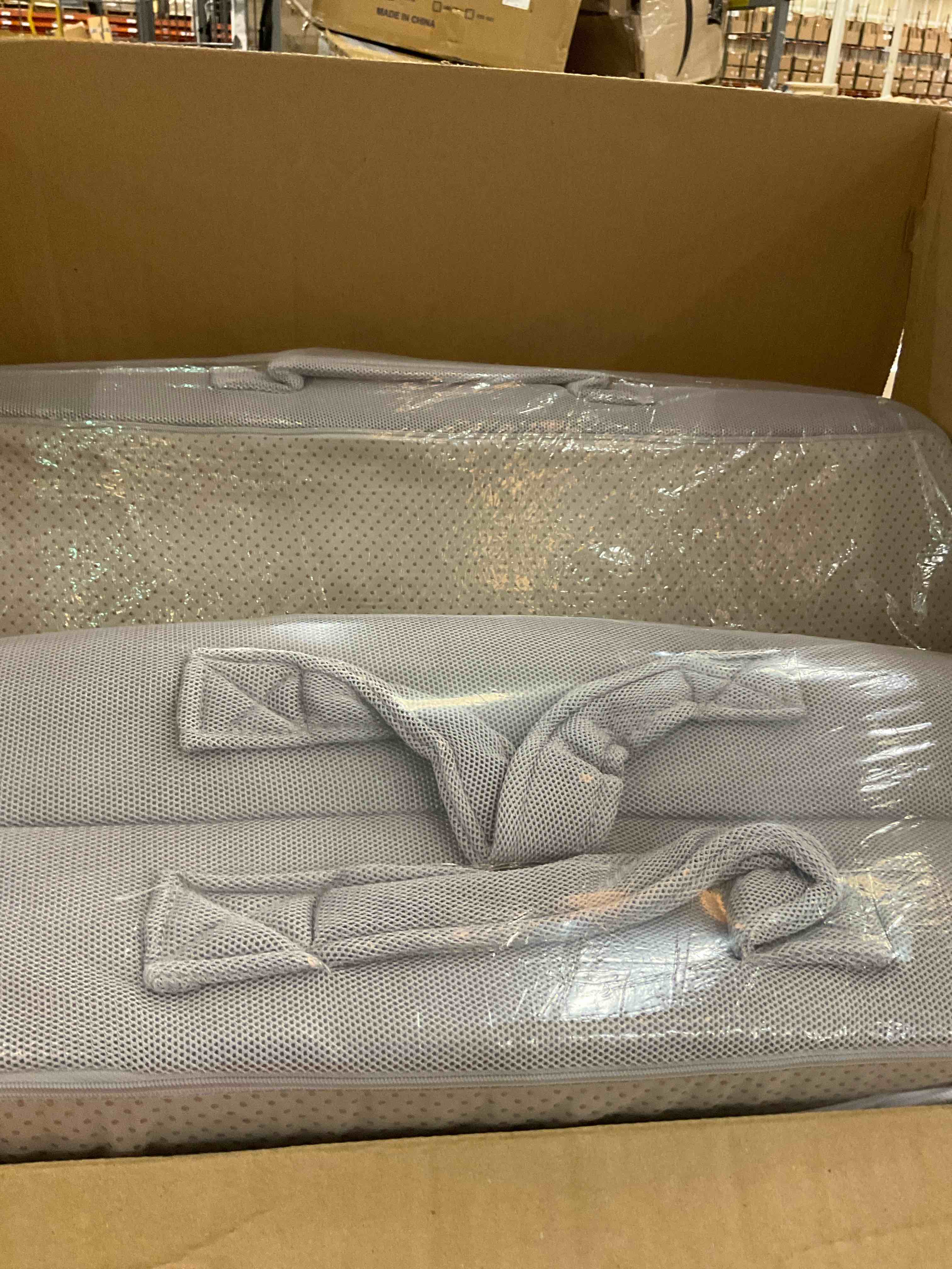https://s3.amazonaws.com/lotting-images-prod/BargainHunt/EXS01561283_1716303159942.jpeg