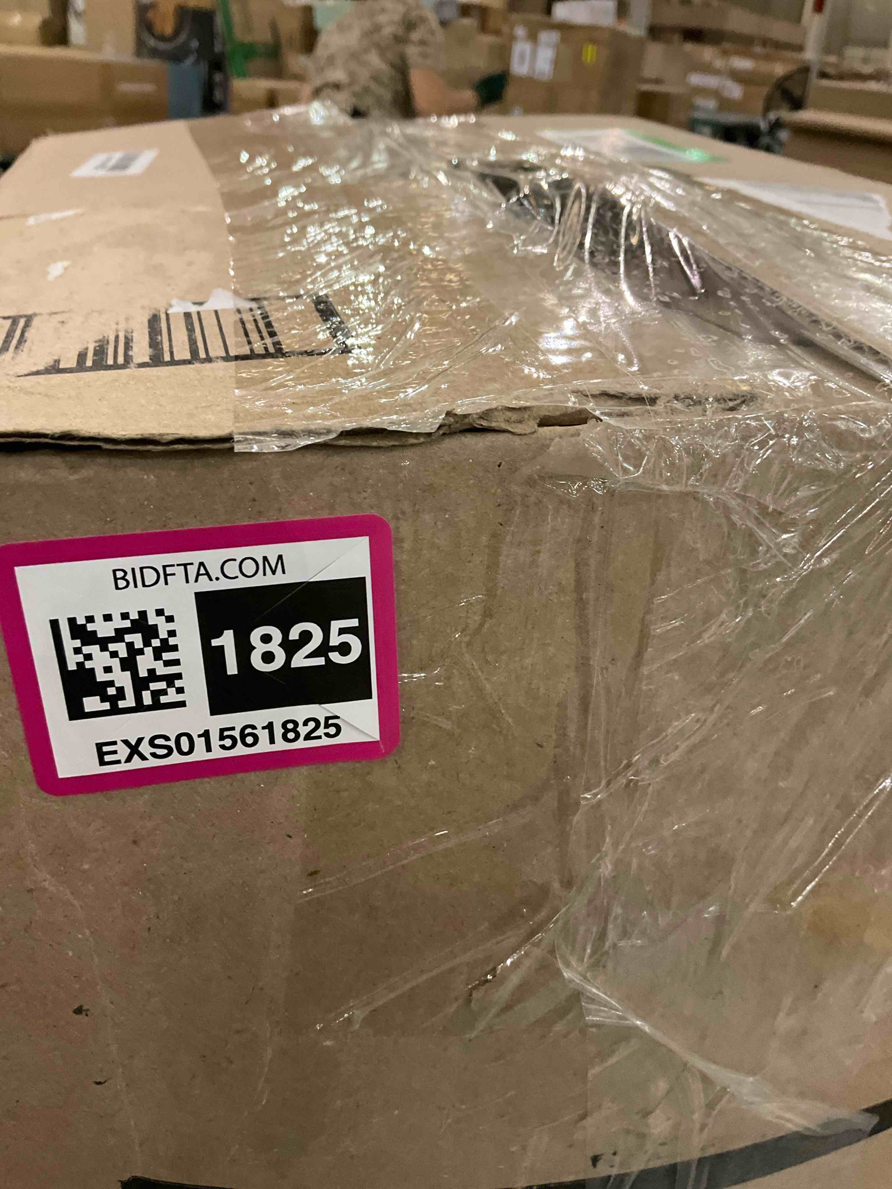 https://s3.amazonaws.com/lotting-images-prod/BargainHunt/EXS01561825_1717095715566.jpeg