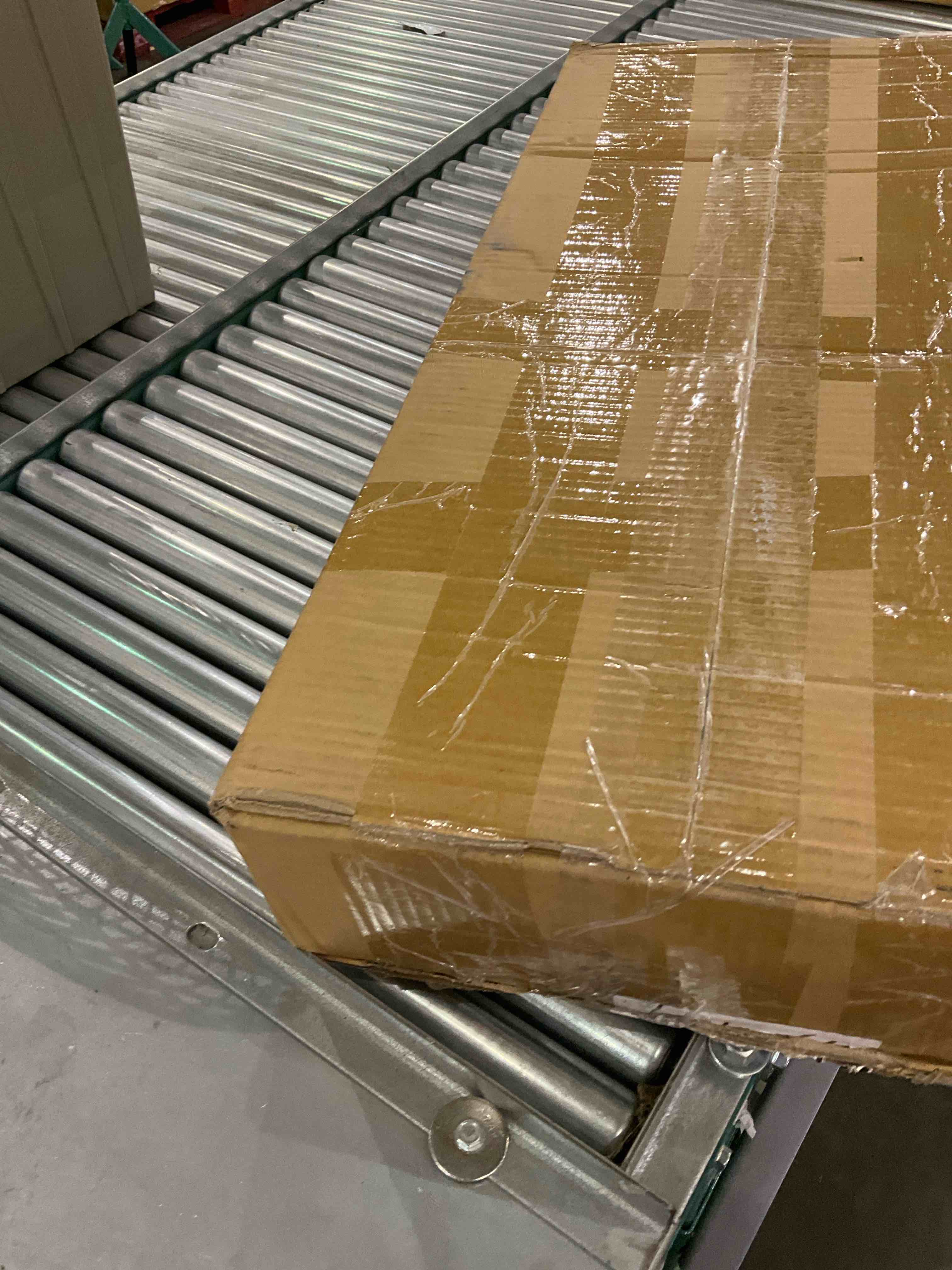 https://s3.amazonaws.com/lotting-images-prod/BargainHunt/EXS01561848_1717155004947.jpeg