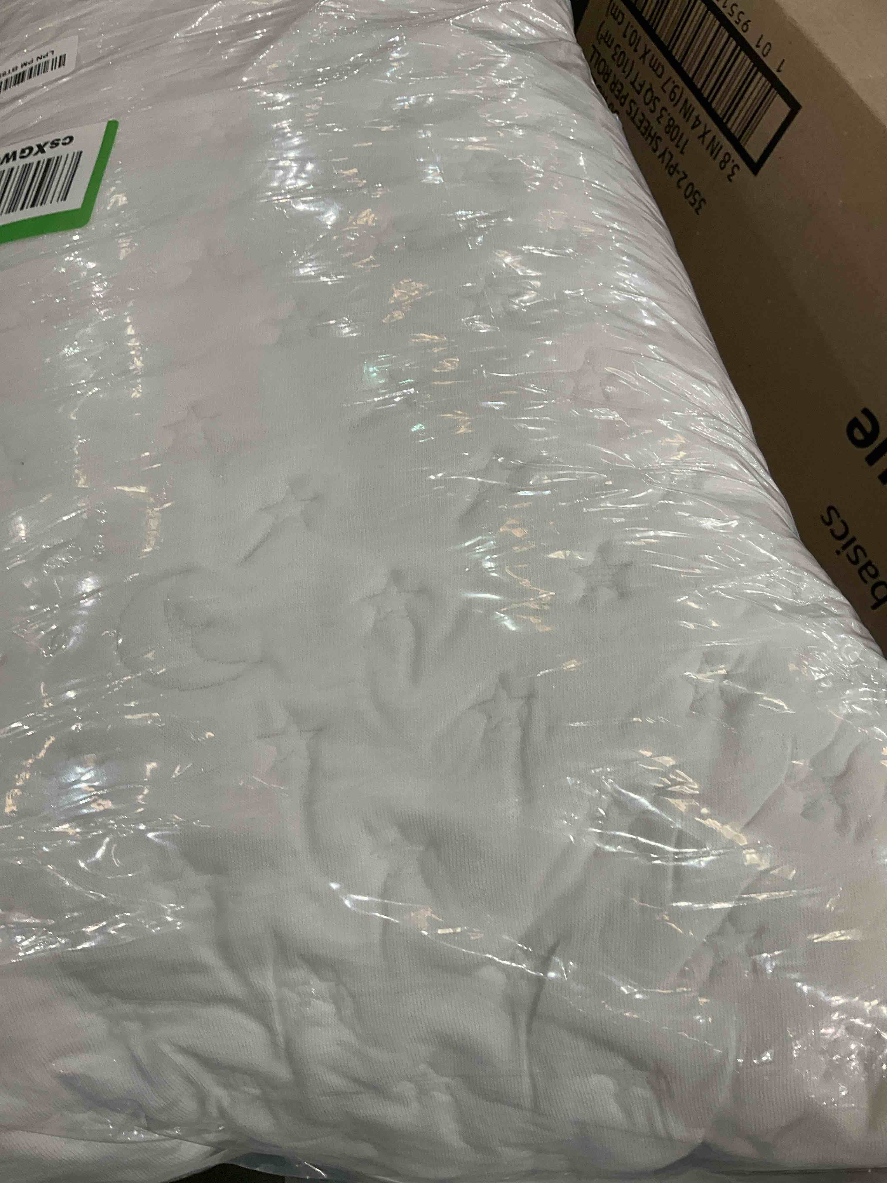 https://s3.amazonaws.com/lotting-images-prod/BargainHunt/EXS01562018_1716313702480.jpeg