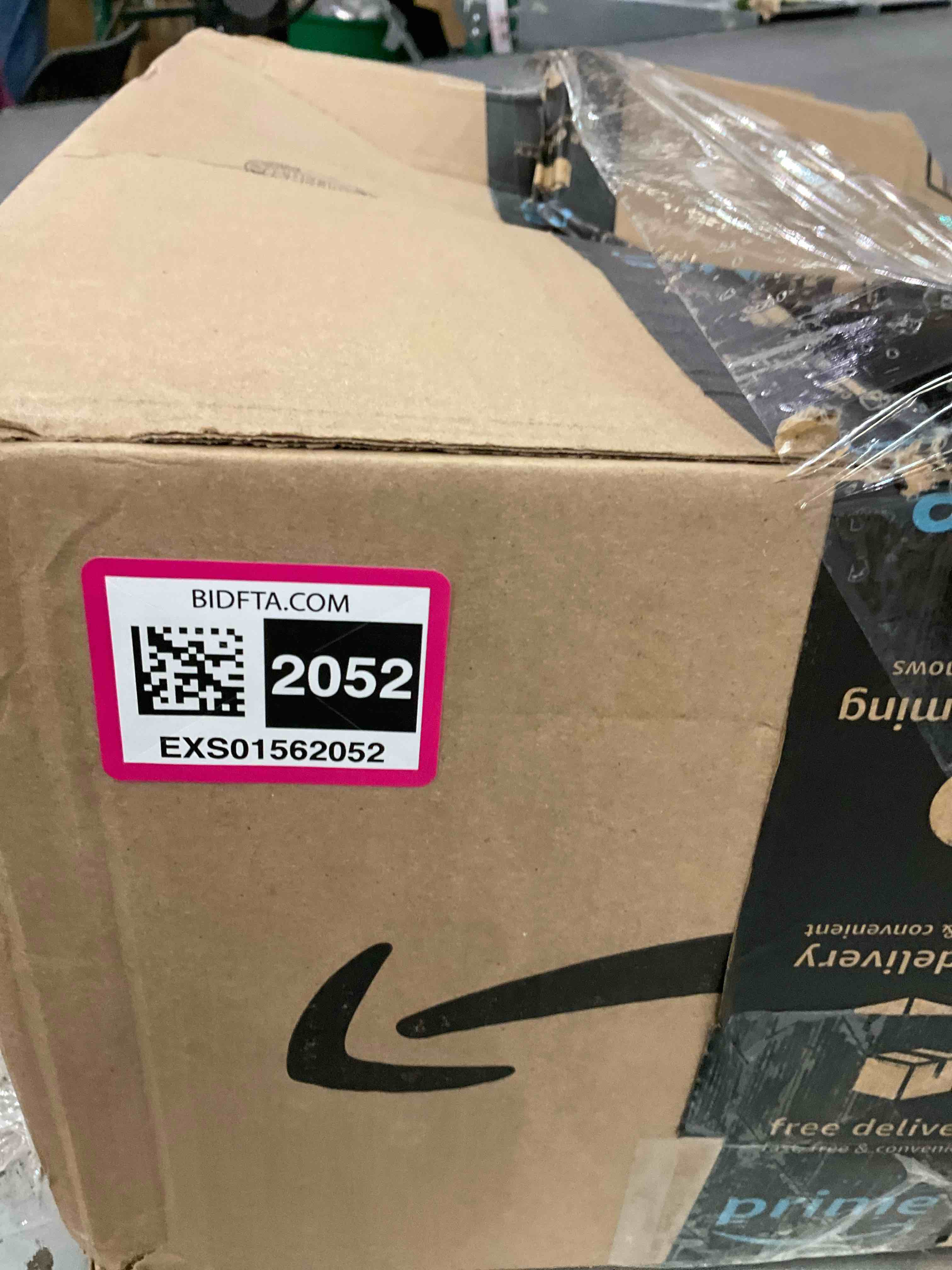 https://s3.amazonaws.com/lotting-images-prod/BargainHunt/EXS01562052_1716317827706.jpeg