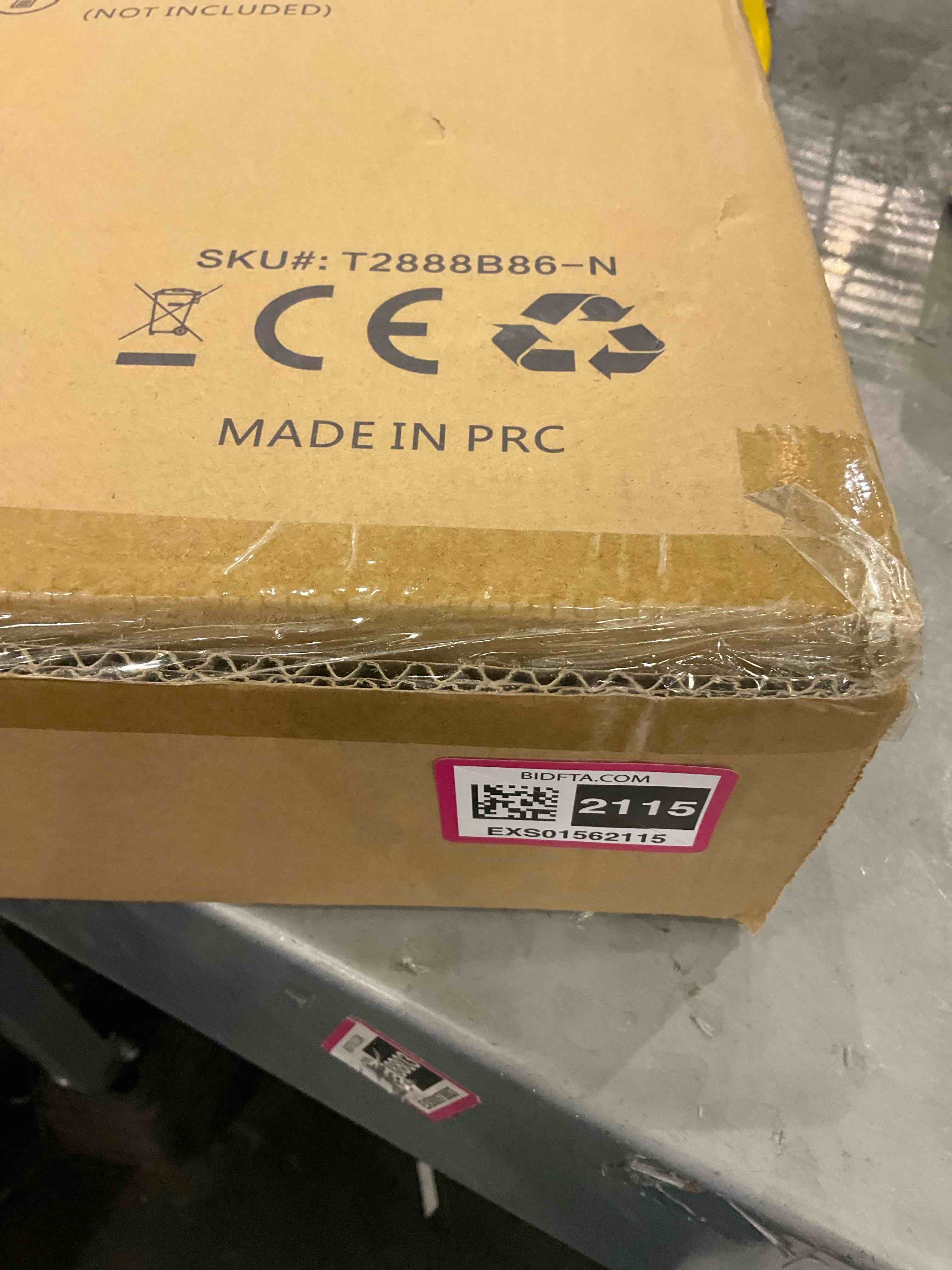 https://s3.amazonaws.com/lotting-images-prod/BargainHunt/EXS01562115_1716381088908.jpeg