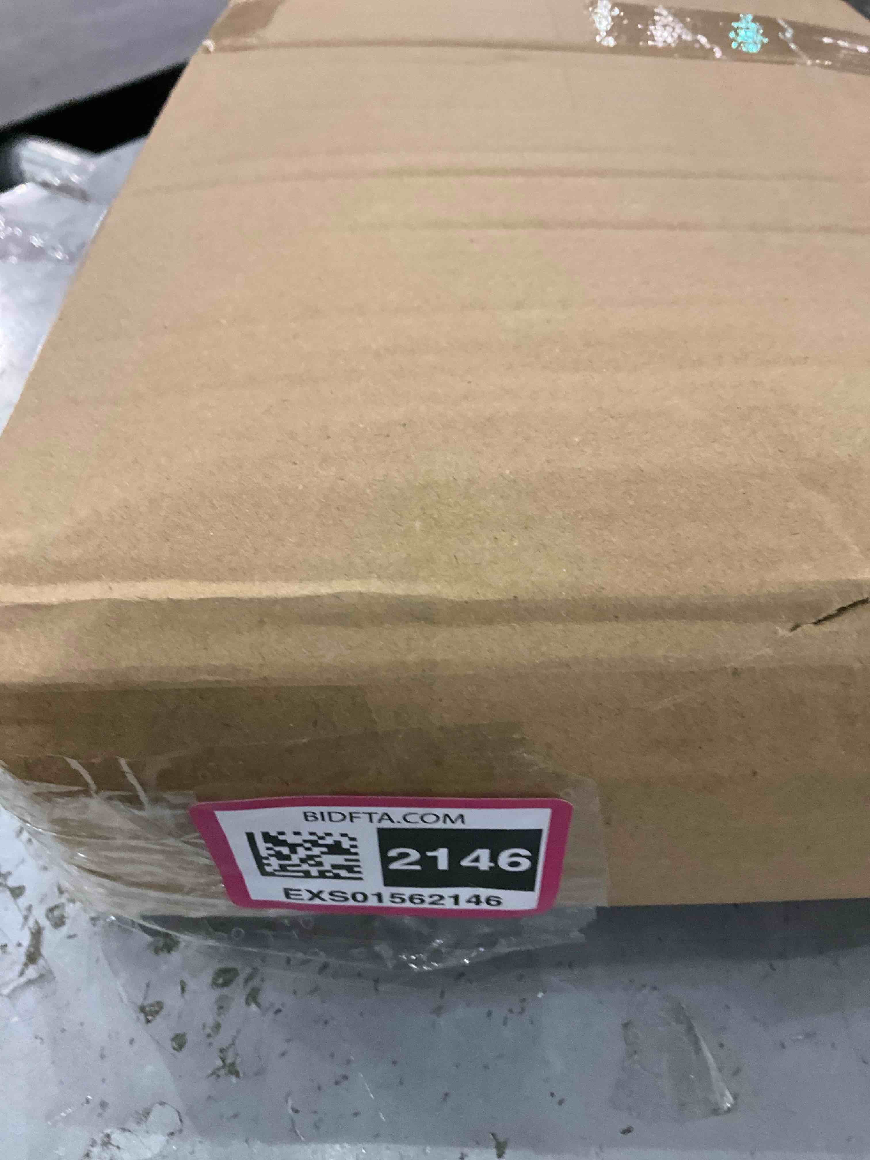 https://s3.amazonaws.com/lotting-images-prod/BargainHunt/EXS01562146_1716462985552.jpeg