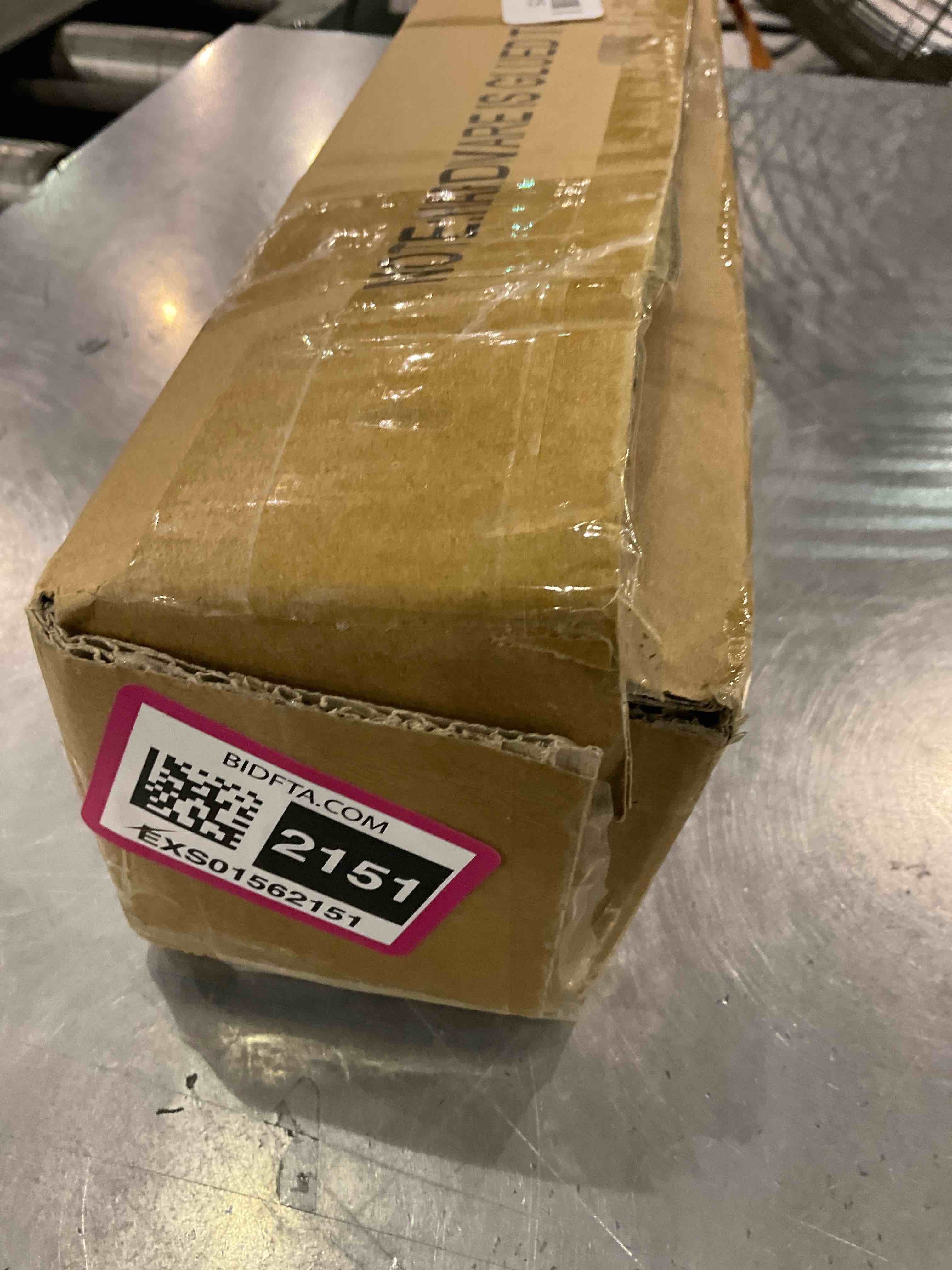 https://s3.amazonaws.com/lotting-images-prod/BargainHunt/EXS01562151_1716463498326.jpeg