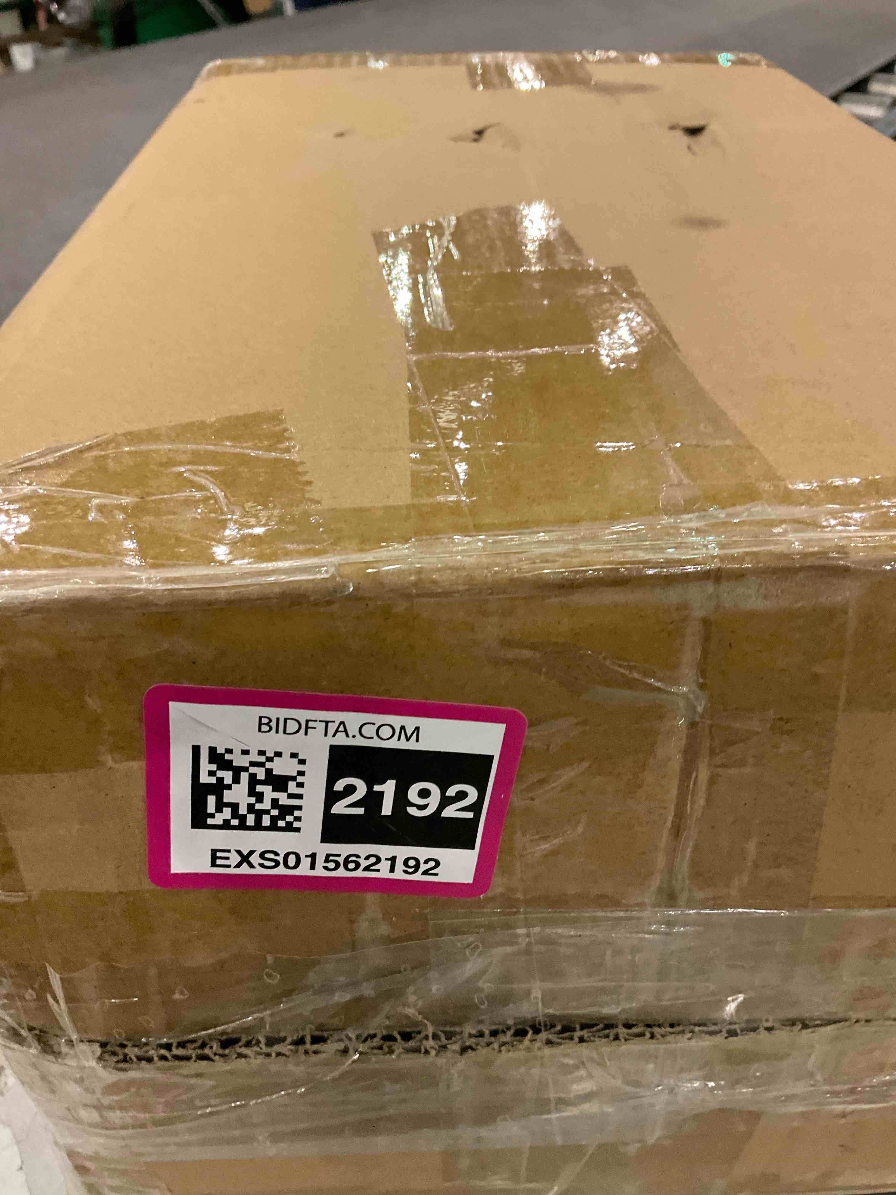 https://s3.amazonaws.com/lotting-images-prod/BargainHunt/EXS01562192_1716468700459.jpeg