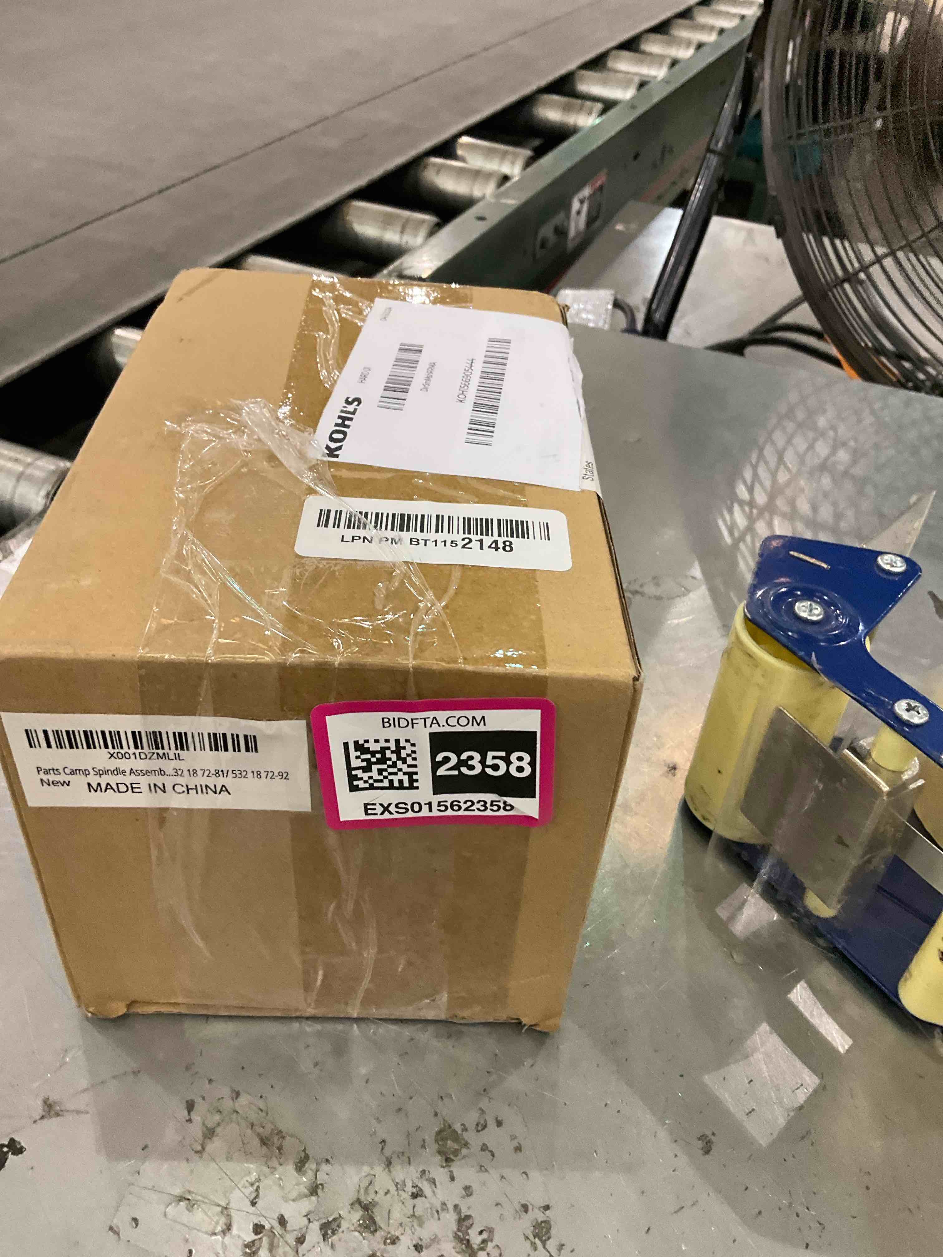 https://s3.amazonaws.com/lotting-images-prod/BargainHunt/EXS01562358_1716490491012.jpeg