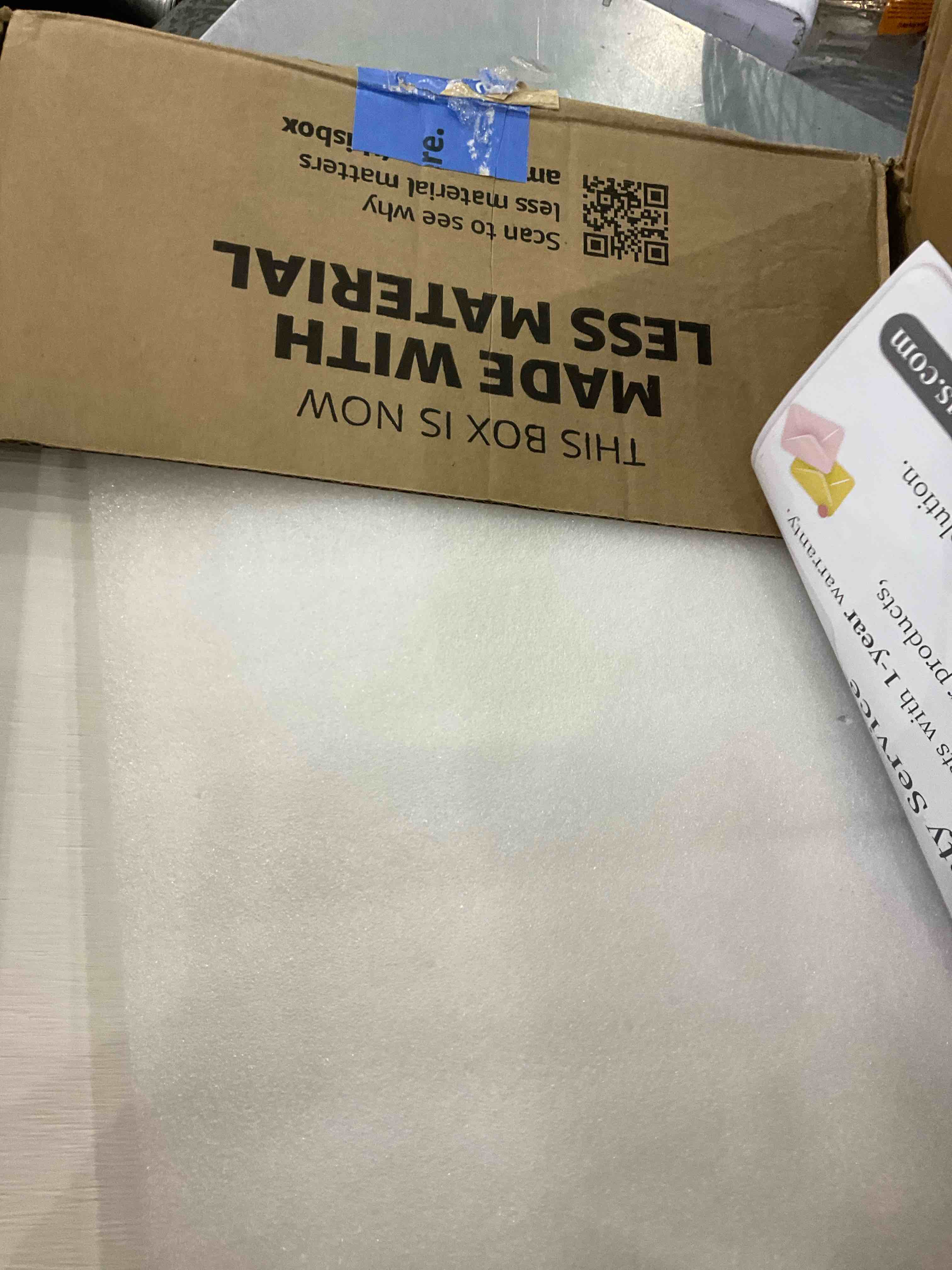 https://s3.amazonaws.com/lotting-images-prod/BargainHunt/EXS01562403_1716895818432.jpeg