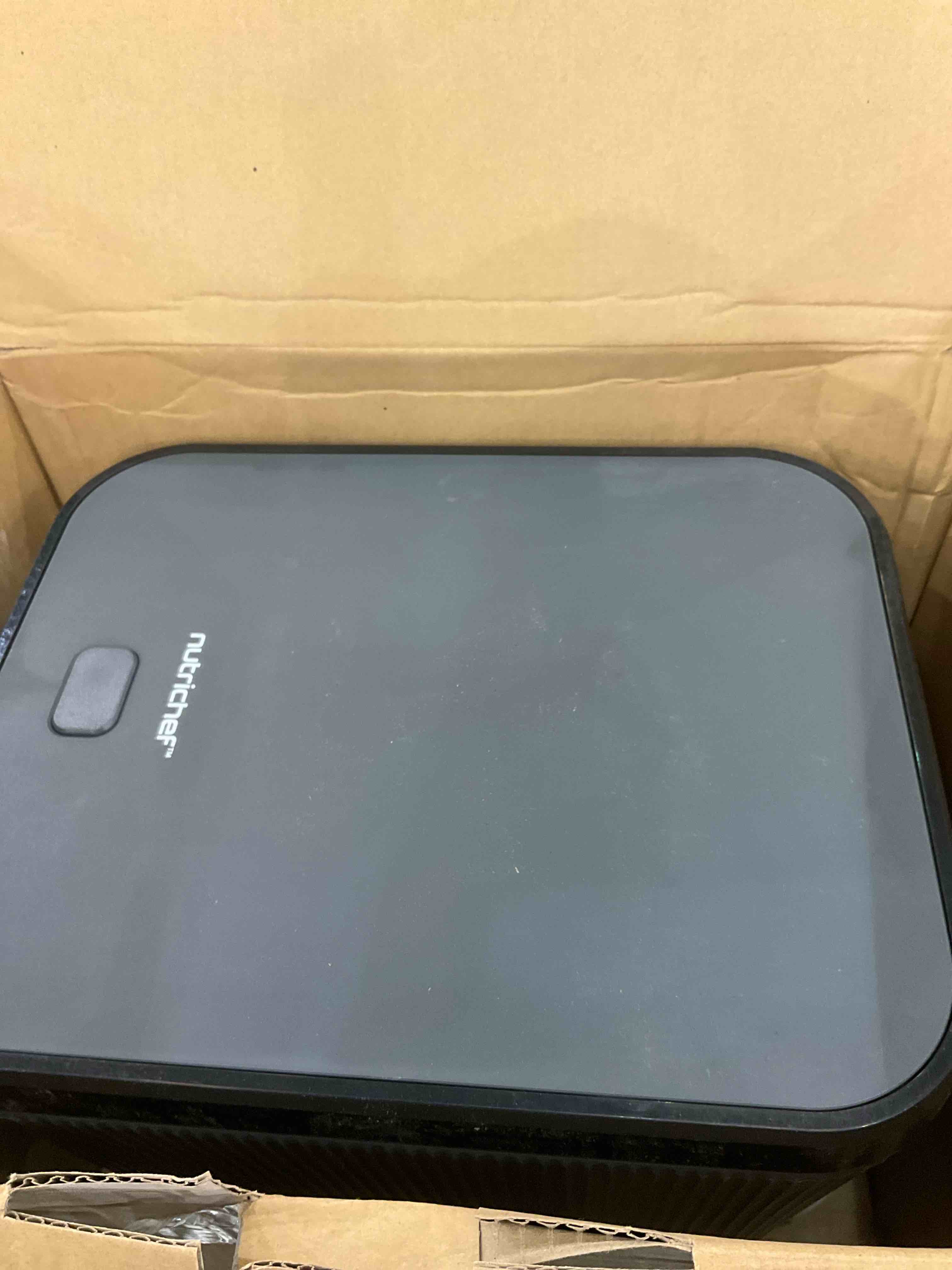 https://s3.amazonaws.com/lotting-images-prod/BargainHunt/EXS01562523_1716908179571.jpeg