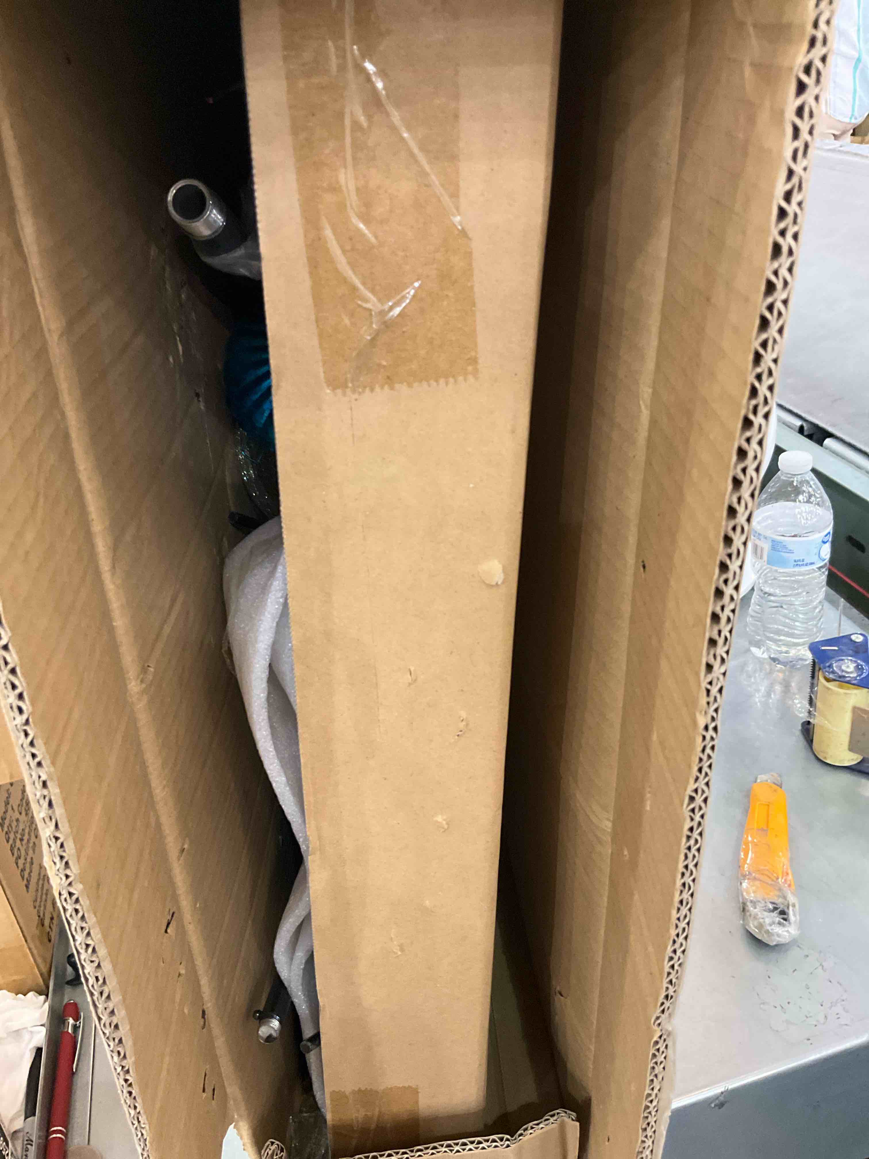 https://s3.amazonaws.com/lotting-images-prod/BargainHunt/EXS01562575_1717003803246.jpeg