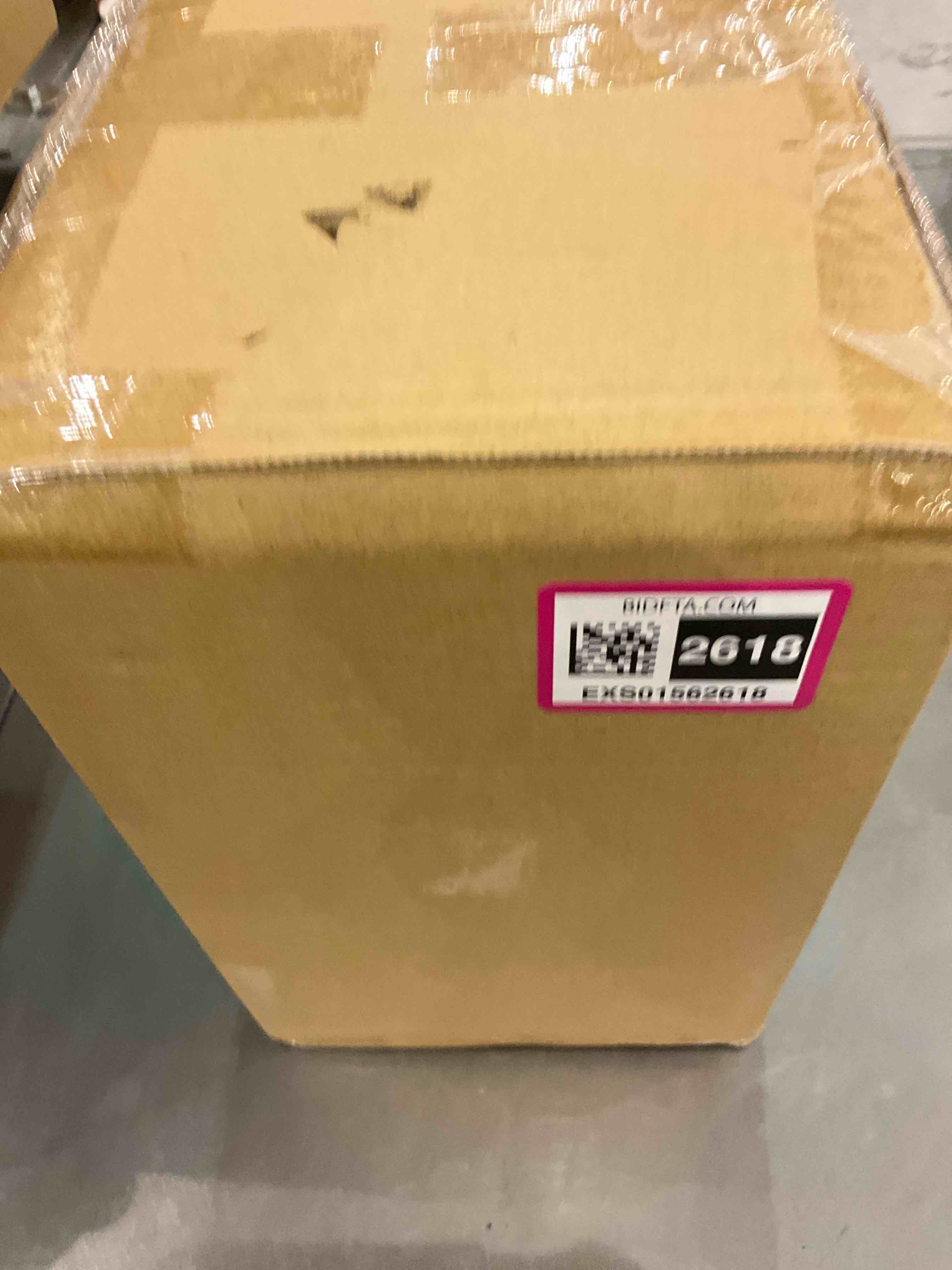 https://s3.amazonaws.com/lotting-images-prod/BargainHunt/EXS01562618_1717070530003.jpeg