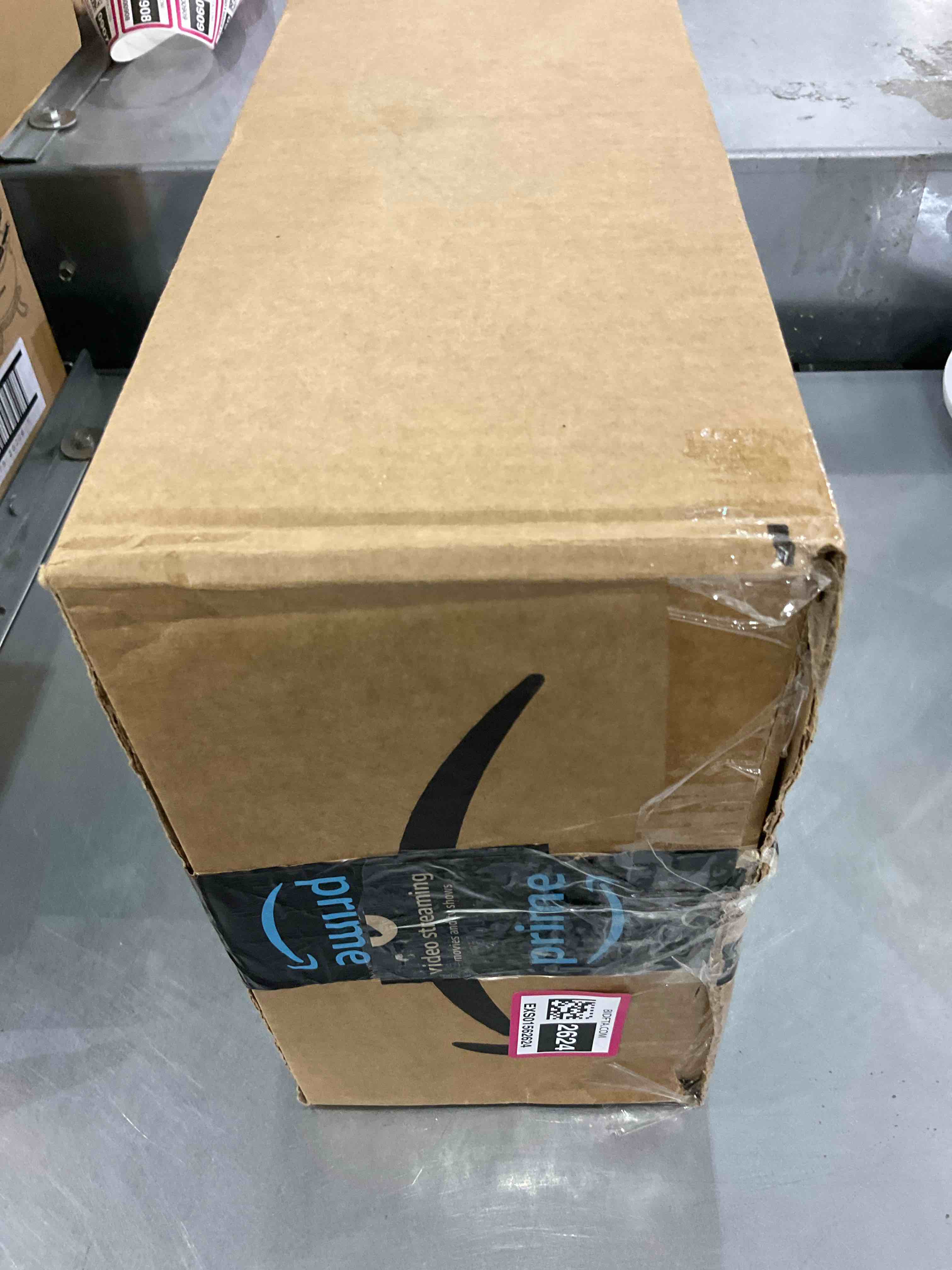 https://s3.amazonaws.com/lotting-images-prod/BargainHunt/EXS01562624_1717069663544.jpeg