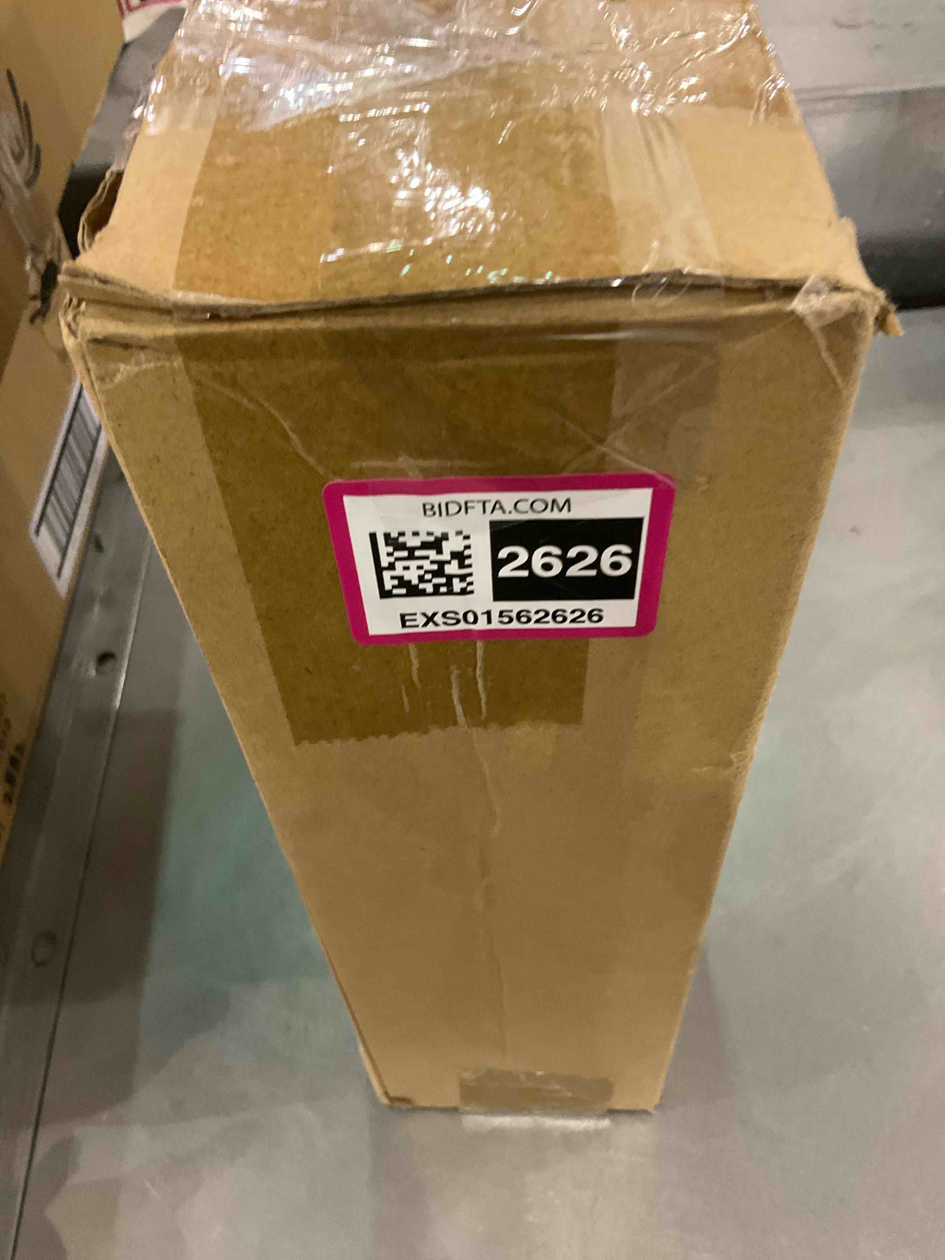 https://s3.amazonaws.com/lotting-images-prod/BargainHunt/EXS01562626_1717069236905.jpeg