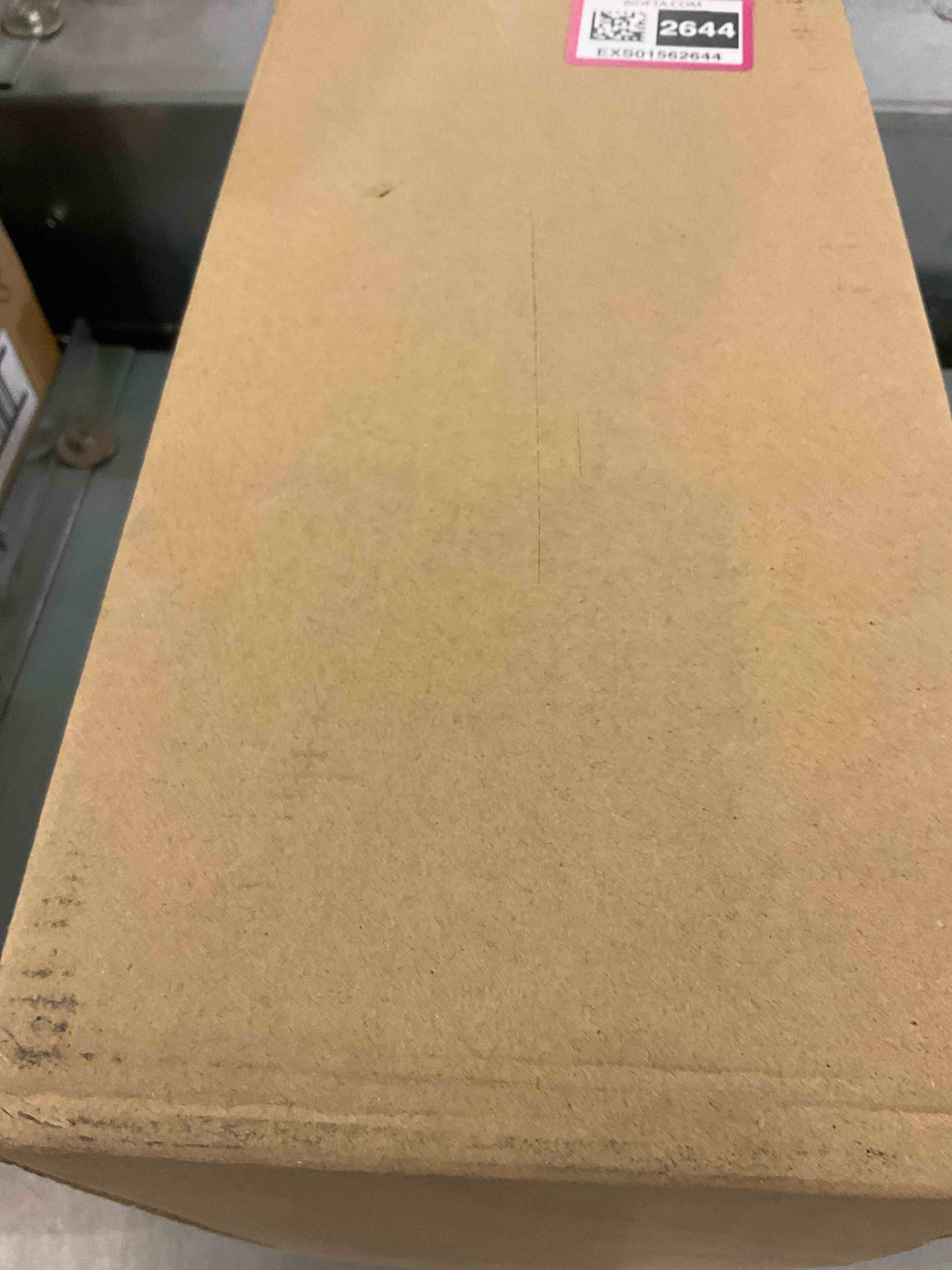 https://s3.amazonaws.com/lotting-images-prod/BargainHunt/EXS01562644_1717071900103.jpeg