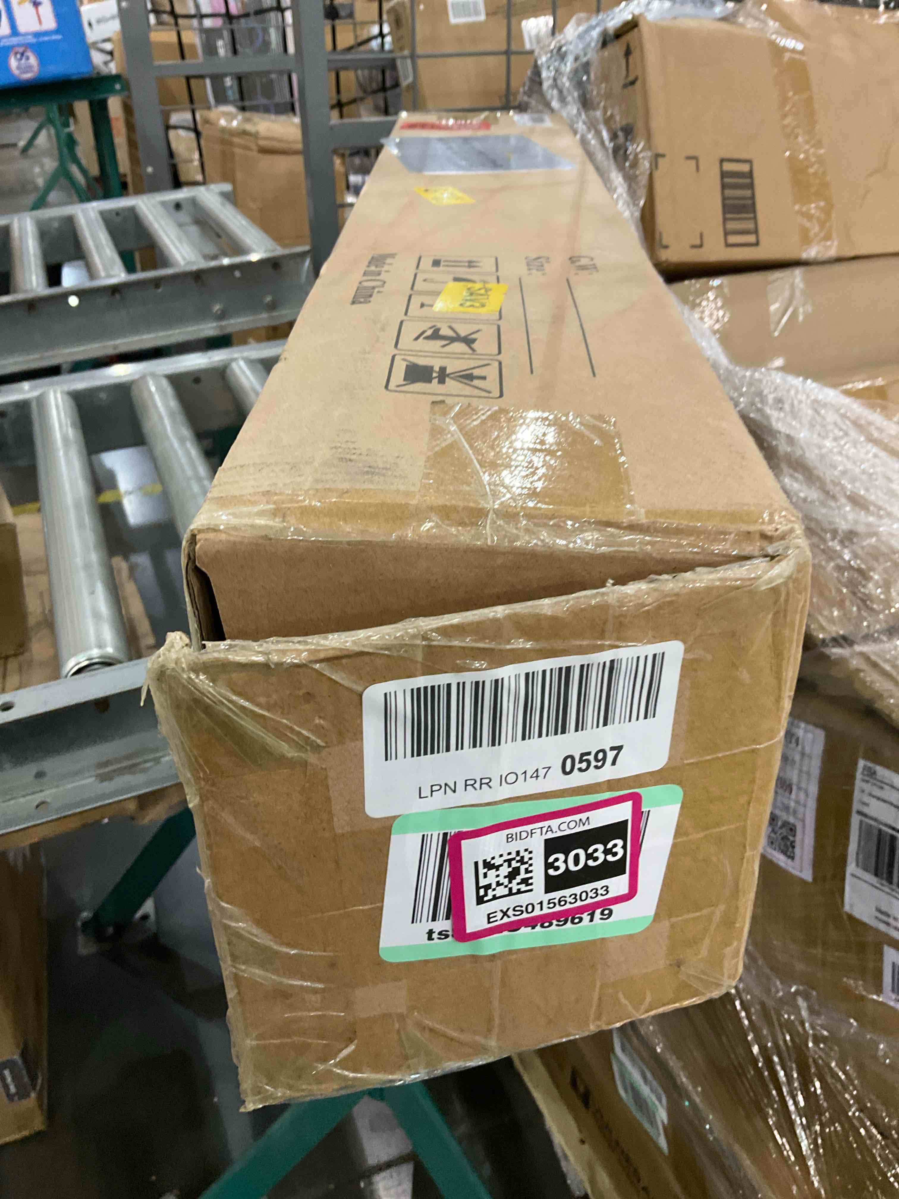 https://s3.amazonaws.com/lotting-images-prod/BargainHunt/EXS01563033_1717071796849.jpeg
