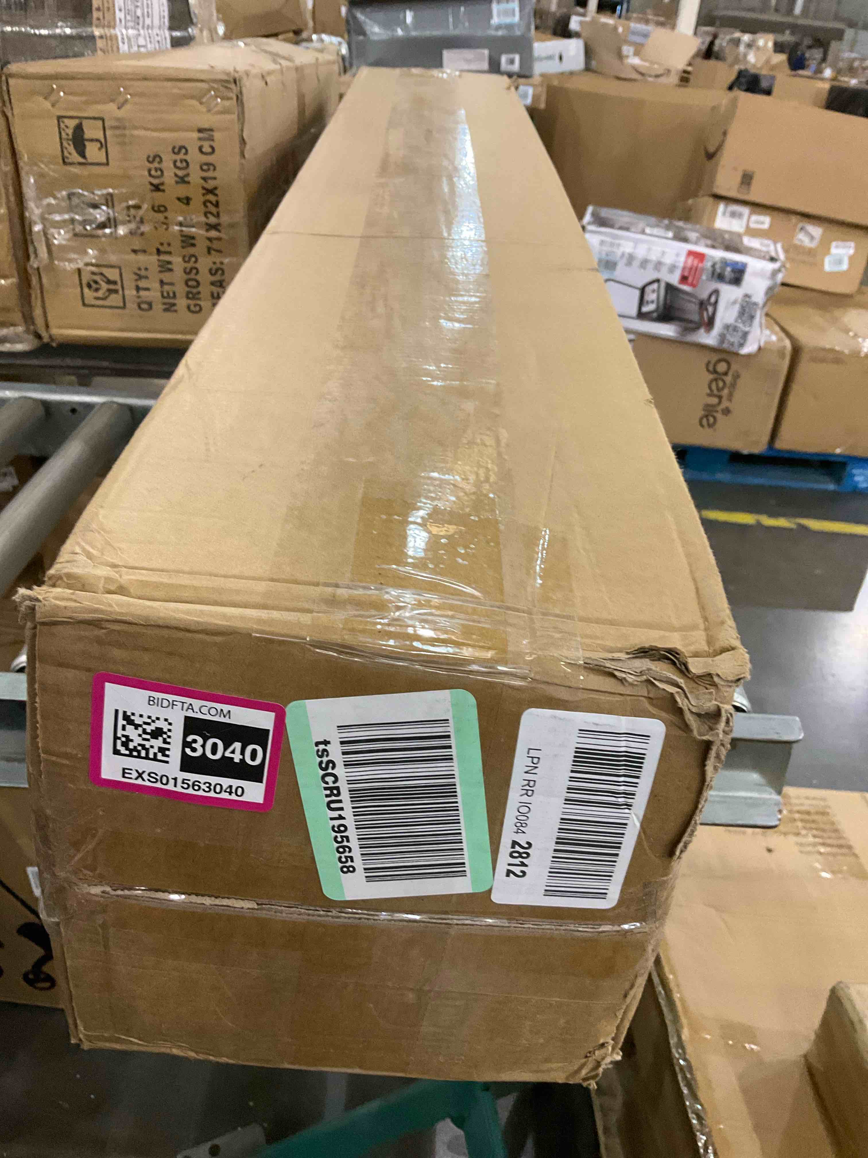 https://s3.amazonaws.com/lotting-images-prod/BargainHunt/EXS01563040_1717072850963.jpeg