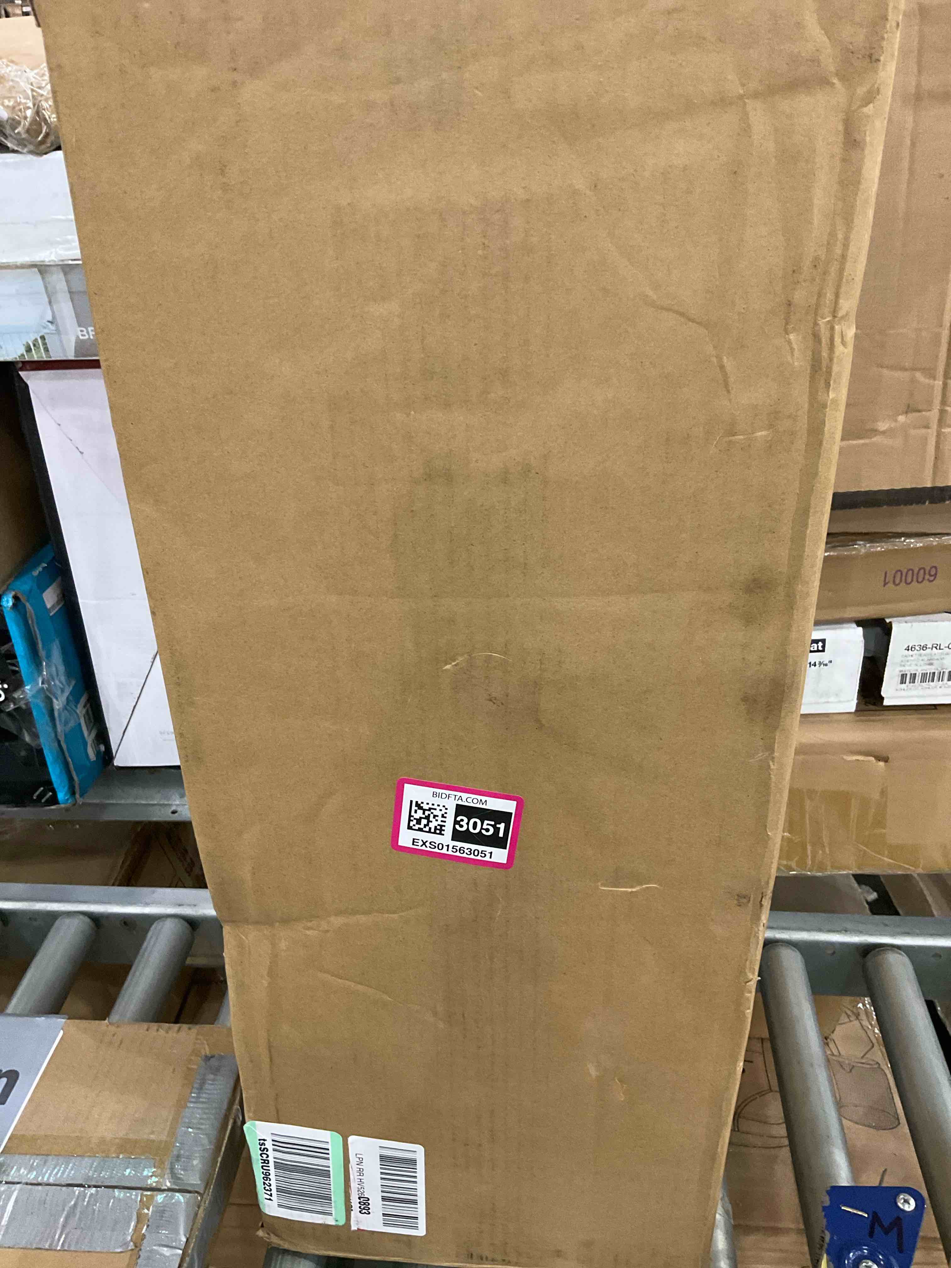 https://s3.amazonaws.com/lotting-images-prod/BargainHunt/EXS01563051_1717075922435.jpeg