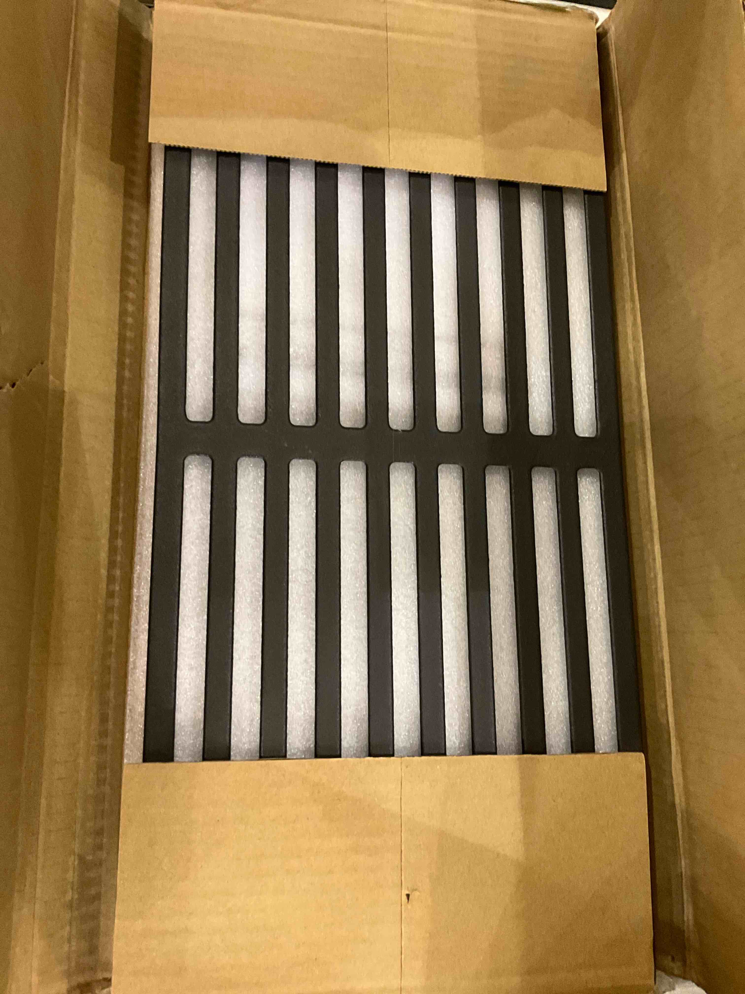 https://s3.amazonaws.com/lotting-images-prod/BargainHunt/EXS01563052_1717075951321.jpeg