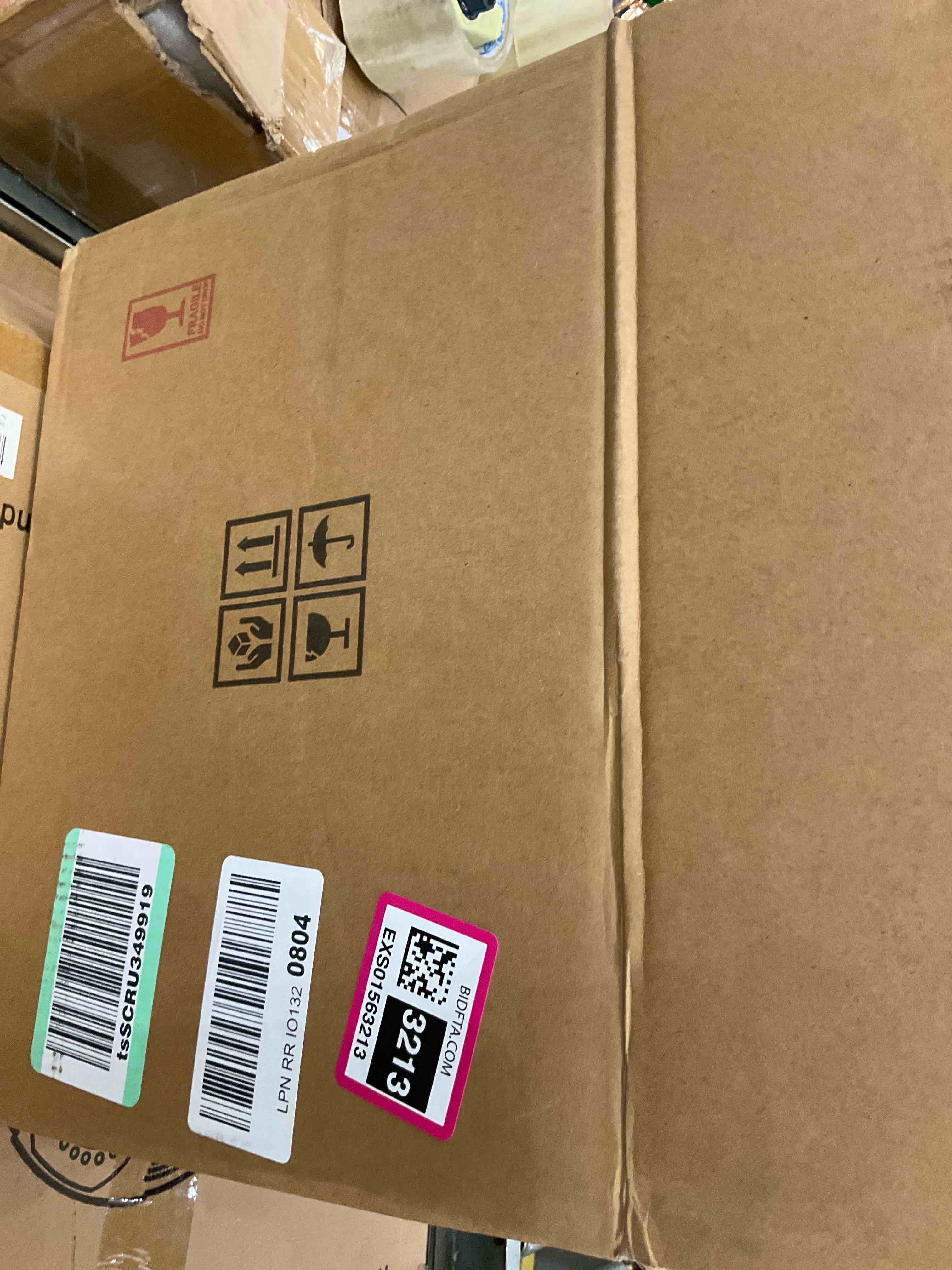 https://s3.amazonaws.com/lotting-images-prod/BargainHunt/EXS01563213_1717436290386.jpeg